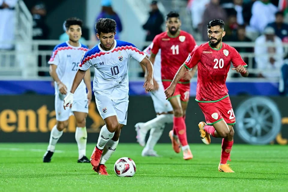 Choáng với số tiền “người phụ nữ quyền lực” hứa thưởng tuyển Thái Lan- Ảnh 1. Choáng với số tiền “người phụ nữ quyền lực” hứa thưởng tuyển Thái Lan- Ảnh 1.