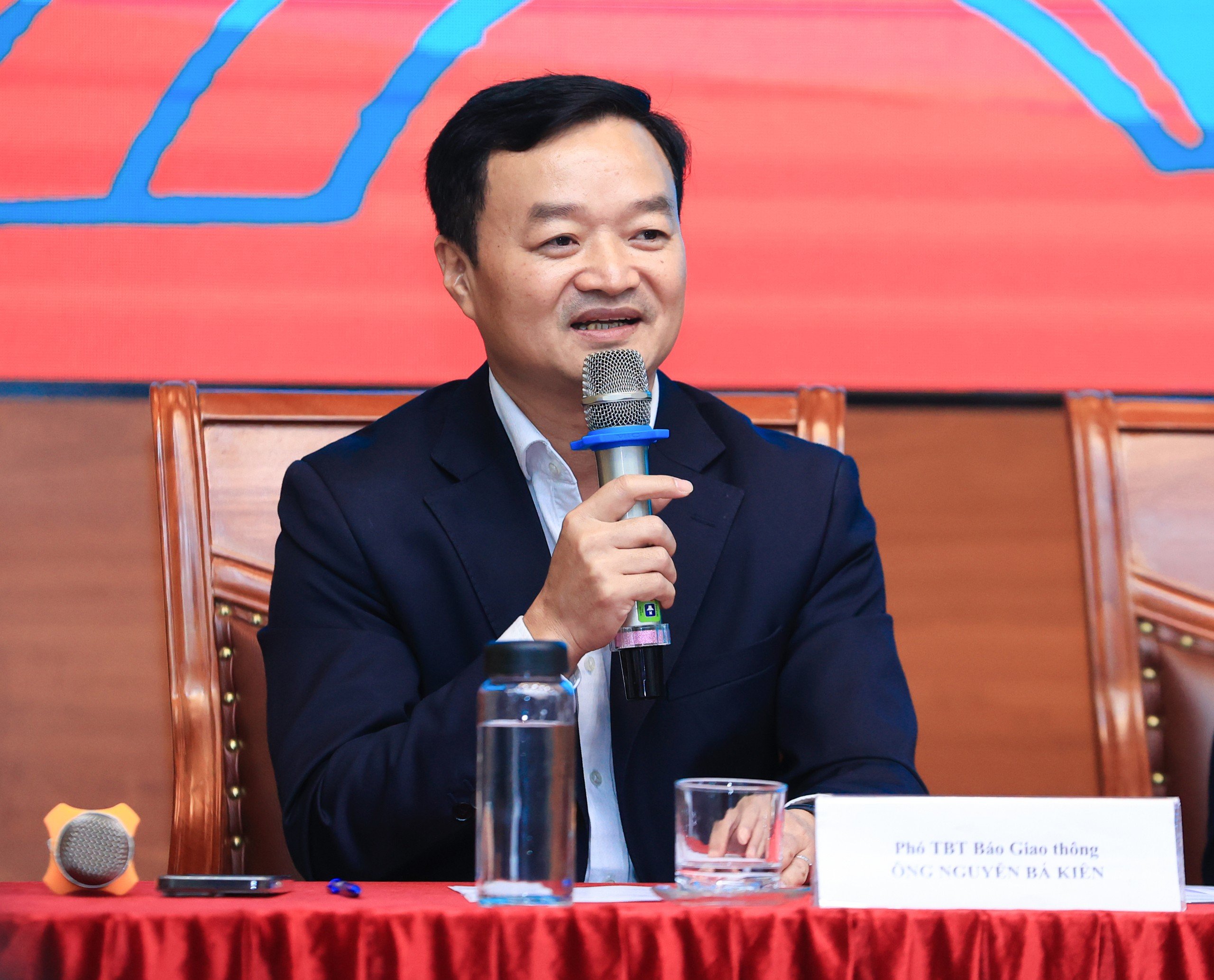 THACO Marathon v&igrave; An to&agrave;n giao th&ocirc;ng-Điện Bi&ecirc;n Phủ 2024 l&agrave; giải chạy &yacute; nghĩa nhất năm- Ảnh 9.