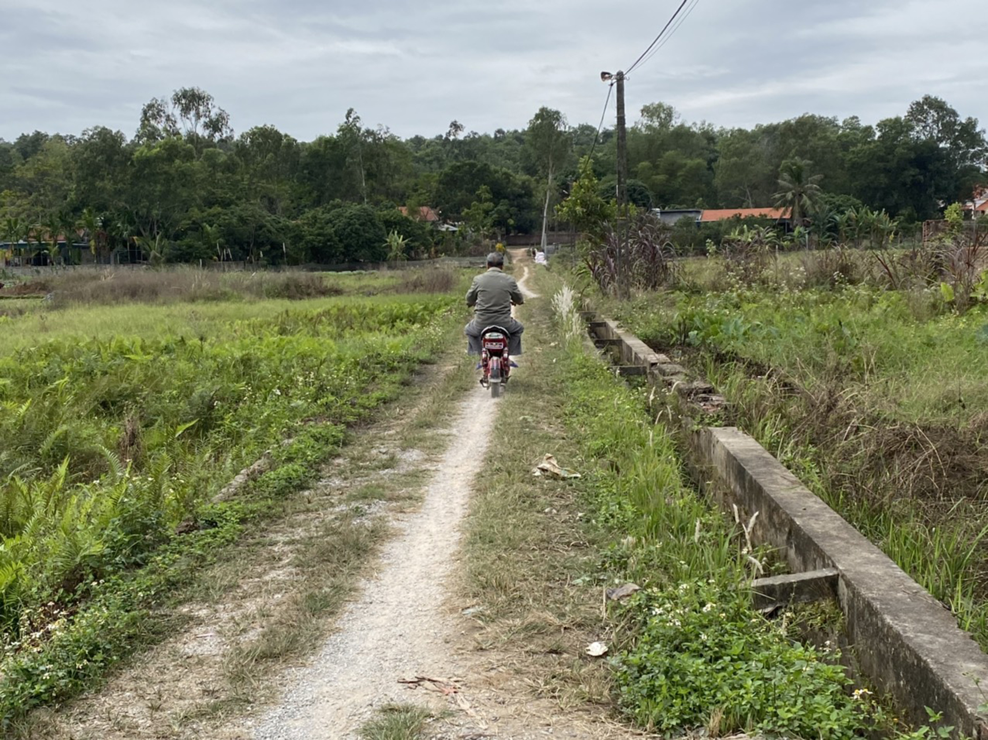 Quảng Ninh: Dự &aacute;n chậm đền b&ugrave;, nh&agrave; d&acirc;n chờ sập- Ảnh 2.