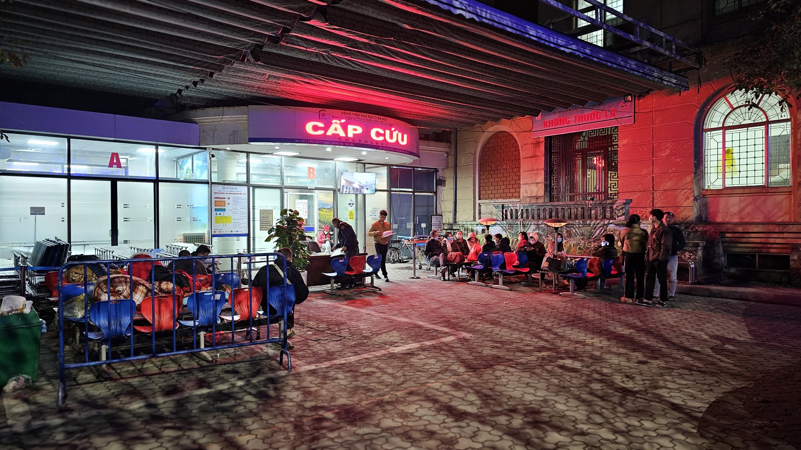 H&agrave; Nội: X&oacute;t cảnh 