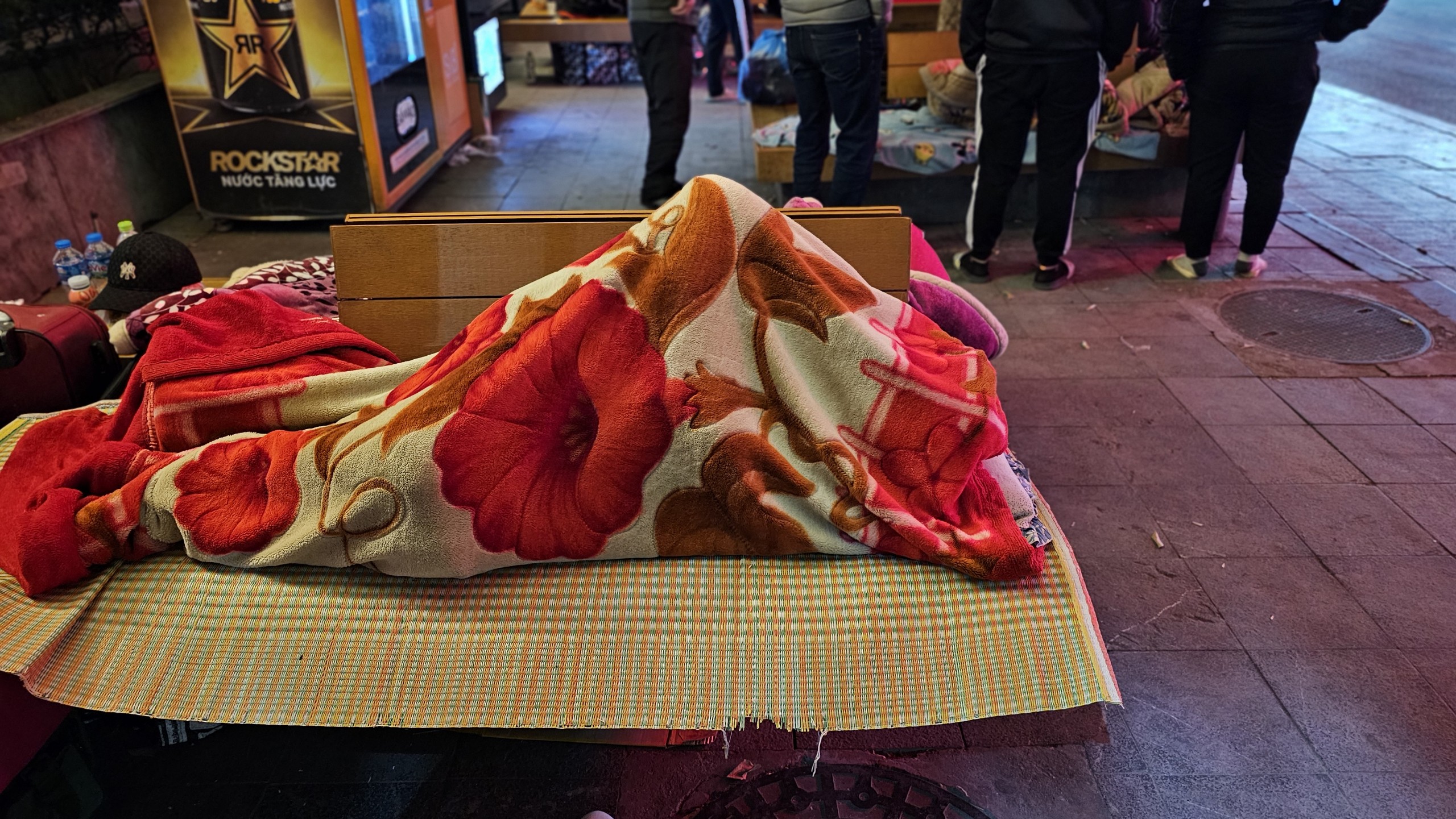 H&agrave; Nội: X&oacute;t cảnh 