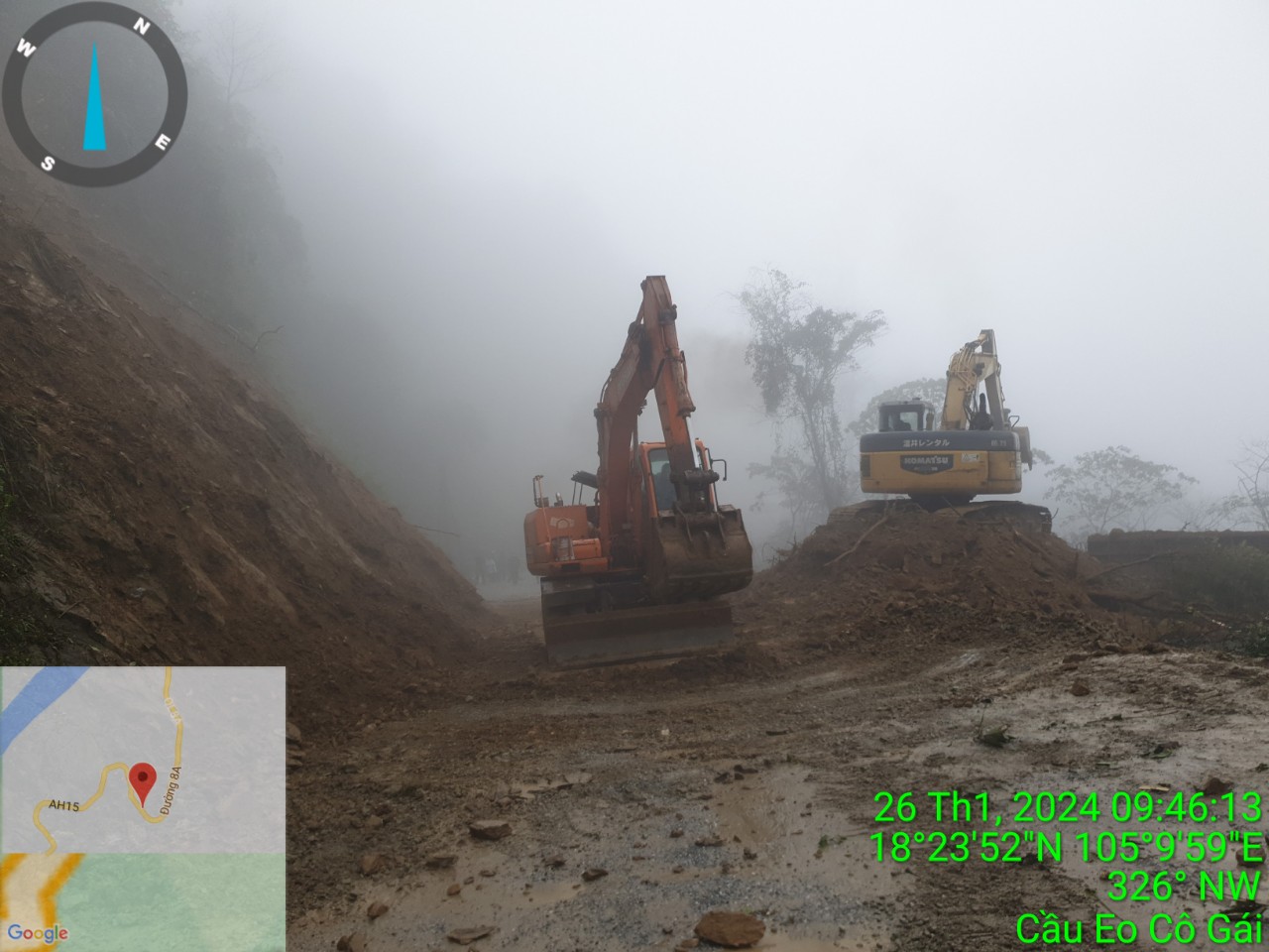 Th&ocirc;ng xe quốc lộ 8A sau nhiều giờ &aacute;ch tắc do sạt lở- Ảnh 1.