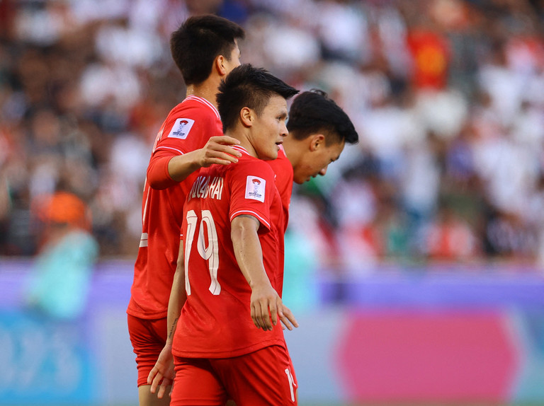 Báo quốc tế bất ngờ “nhắc” HLV Troussier về đẳng cấp của ngôi sao này- Ảnh 1. Báo quốc tế bất ngờ “nhắc” HLV Troussier về đẳng cấp của ngôi sao này- Ảnh 1.