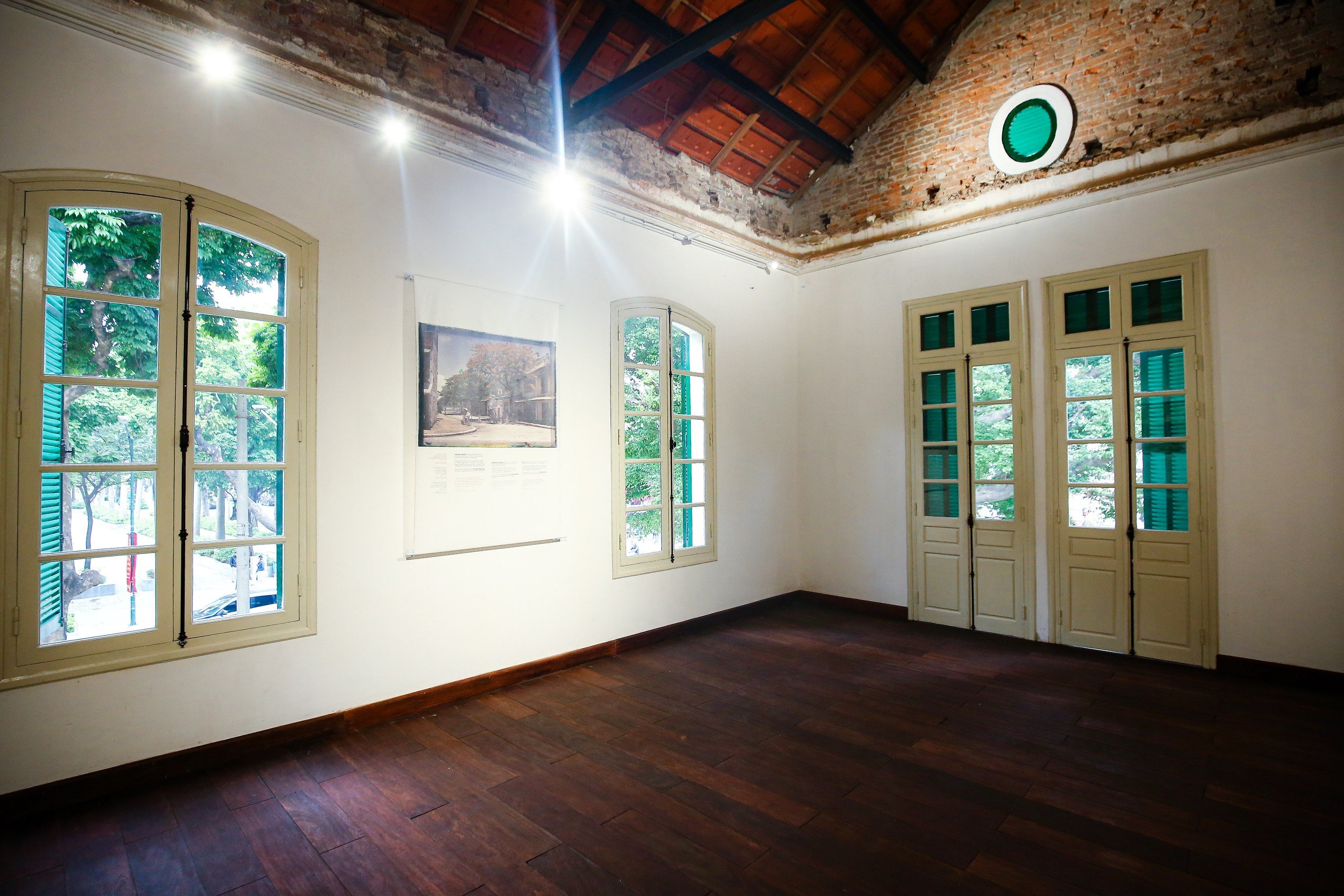 Biệt thự từng g&acirc;y tranh c&atilde;i ở H&agrave; Nội đẹp như mơ ng&agrave;y mở cửa trở lại - Ảnh 6.