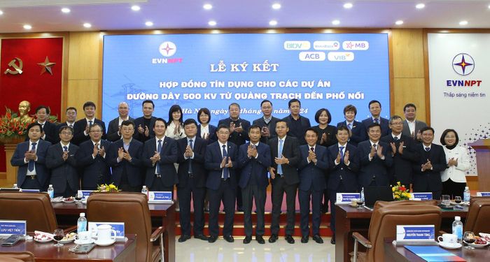 EVNNPT k&yacute; hợp đồng t&iacute;n dụng hơn 15.600 tỷ đồng triển khai c&aacute;c dự &aacute;n đường d&acirc;y 500kV mạch 3- Ảnh 1.