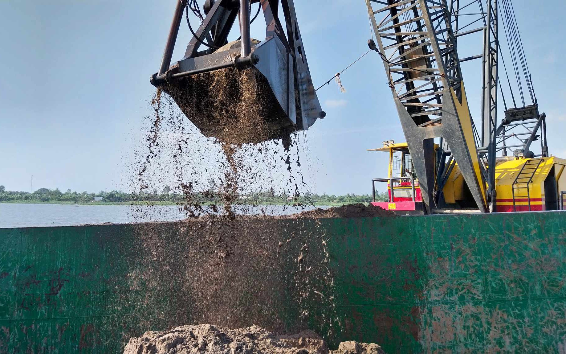 Bộ trưởng GTVT giao Ban quản l&yacute; dự &aacute;n phối hợp địa phương n&acirc;ng c&ocirc;ng suất mỏ c&aacute;t