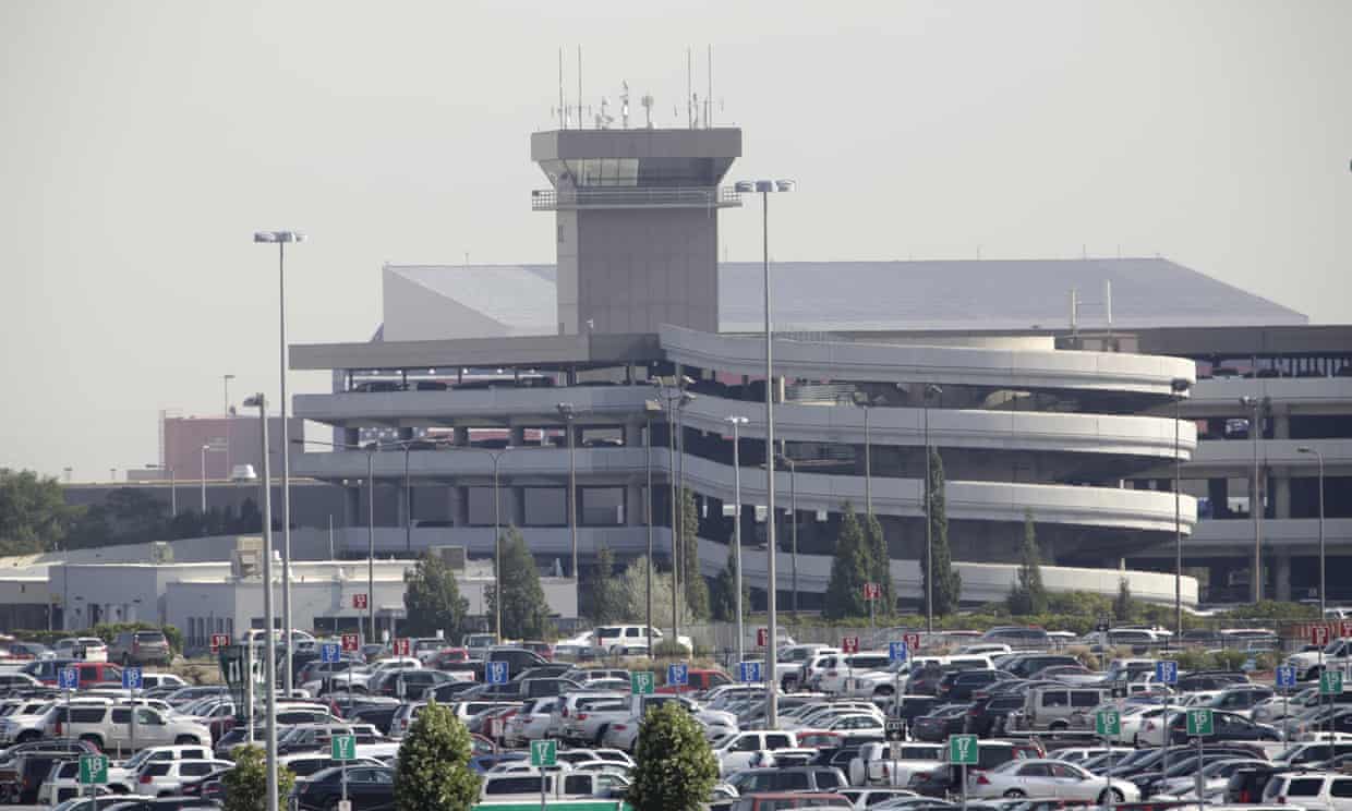 Mỹ: M&aacute;y bay sắp cất c&aacute;nh, t&aacute; hoả ph&aacute;t hiện thi thể nam giới trong khu vực động cơ- Ảnh 1.