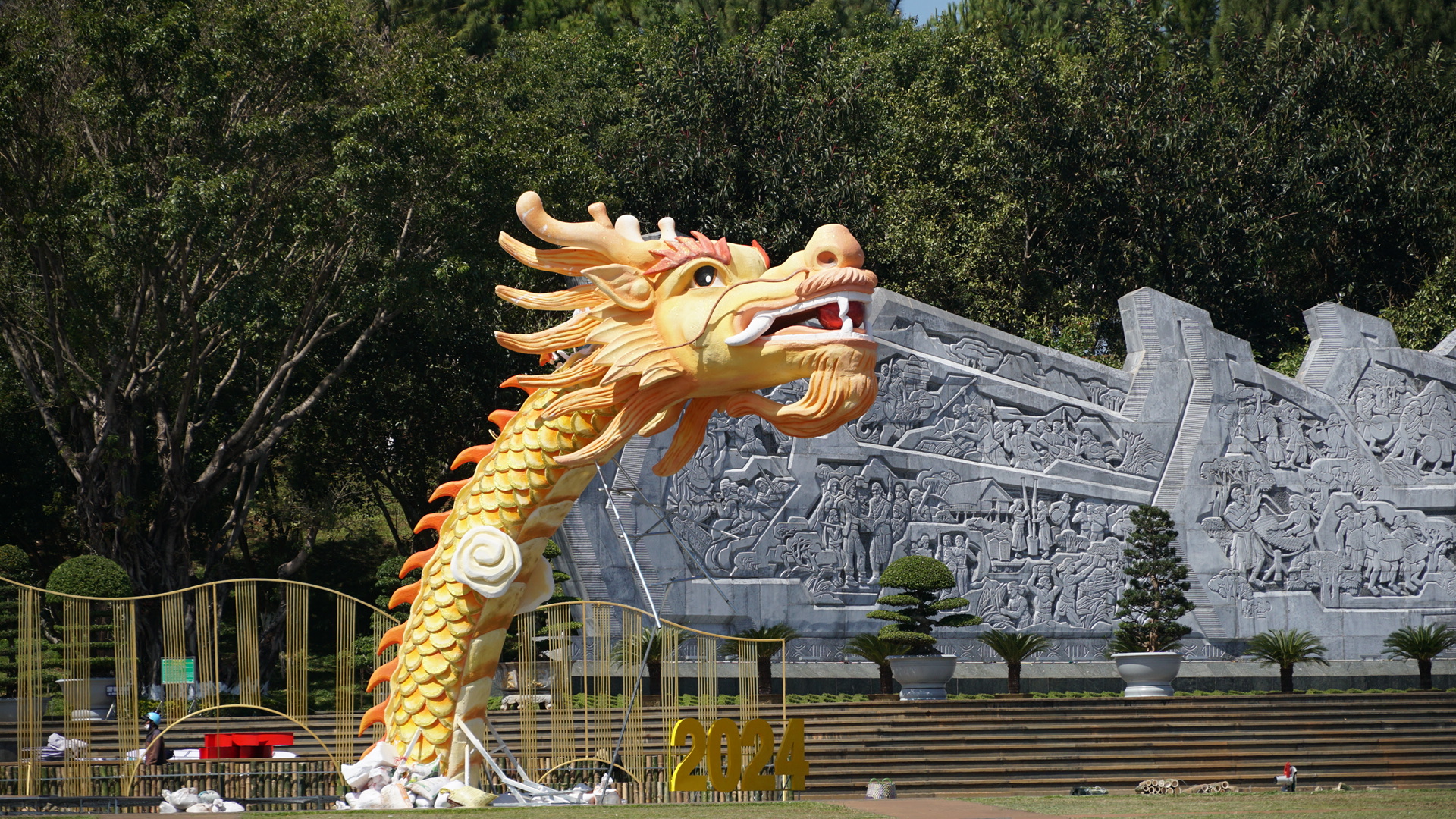 Linh vật rồng xanh độc đ&aacute;o chưa từng c&oacute; sẽ xuất hiện ở TP Pleiku- Ảnh 4.