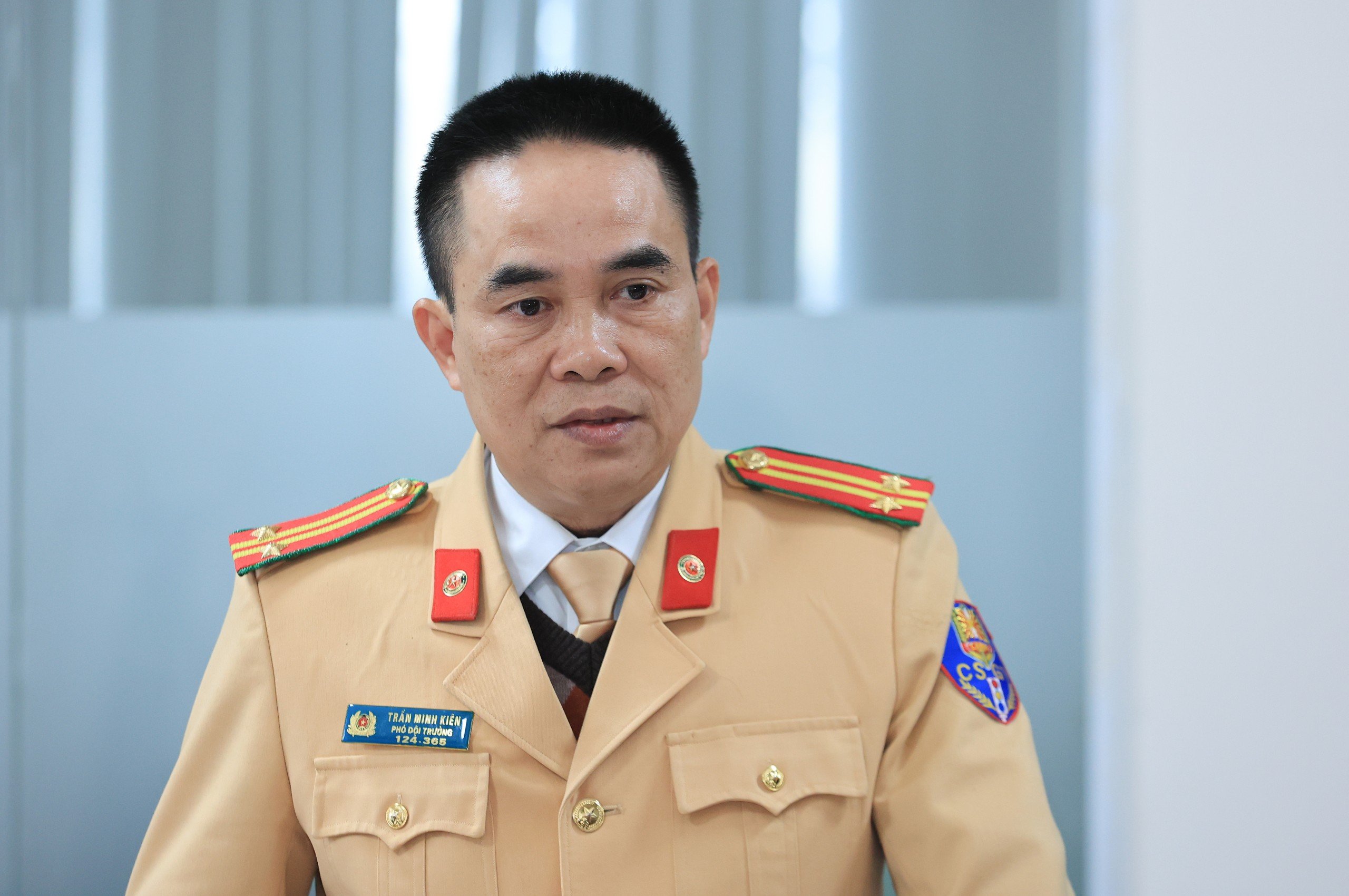 &Ocirc;ng Khuất Việt H&ugrave;ng: Xử l&yacute; xe d&ugrave;, bến c&oacute;c cần quyết liệt như với nồng độ cồn- Ảnh 6.