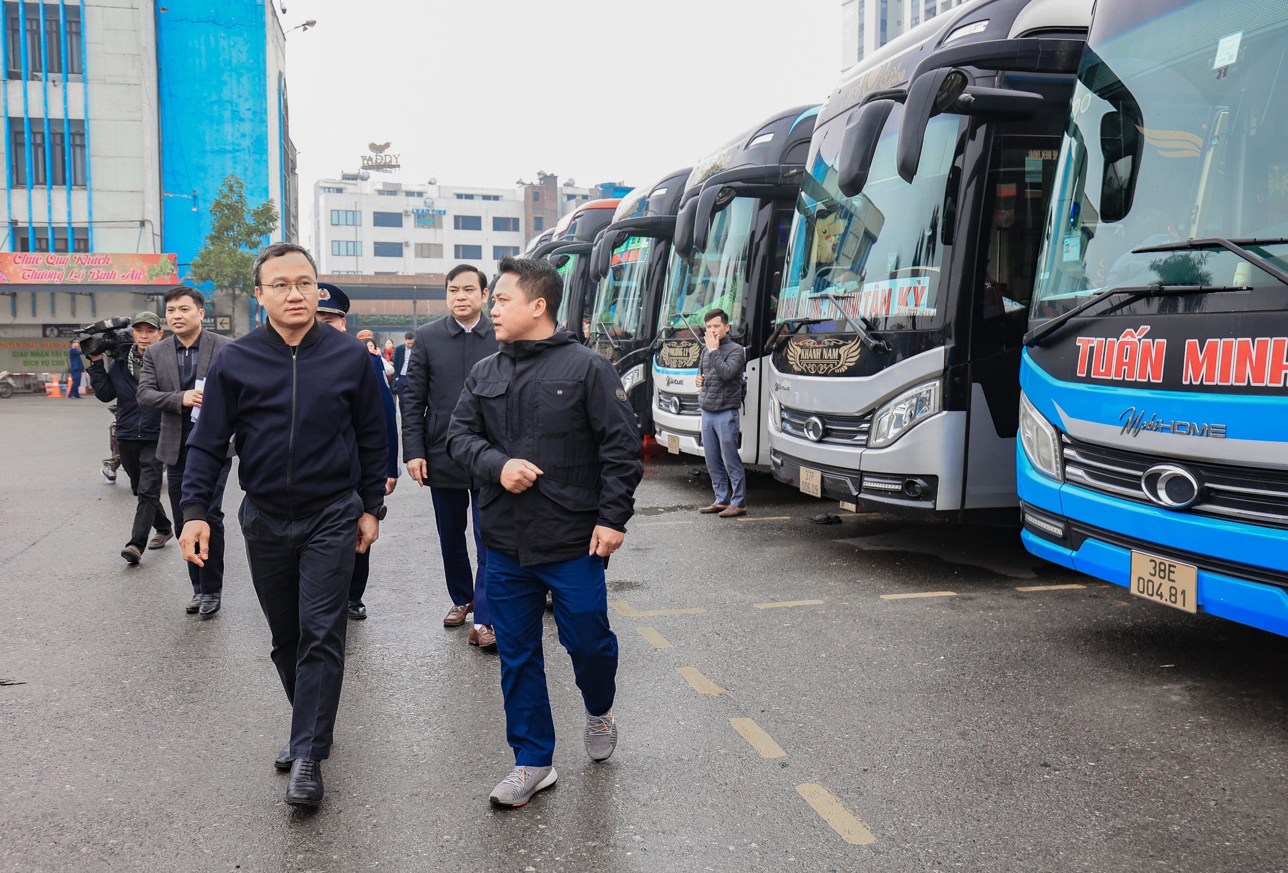 &Ocirc;ng Khuất Việt H&ugrave;ng: Xử l&yacute; xe d&ugrave;, bến c&oacute;c cần quyết liệt như với nồng độ cồn- Ảnh 2.