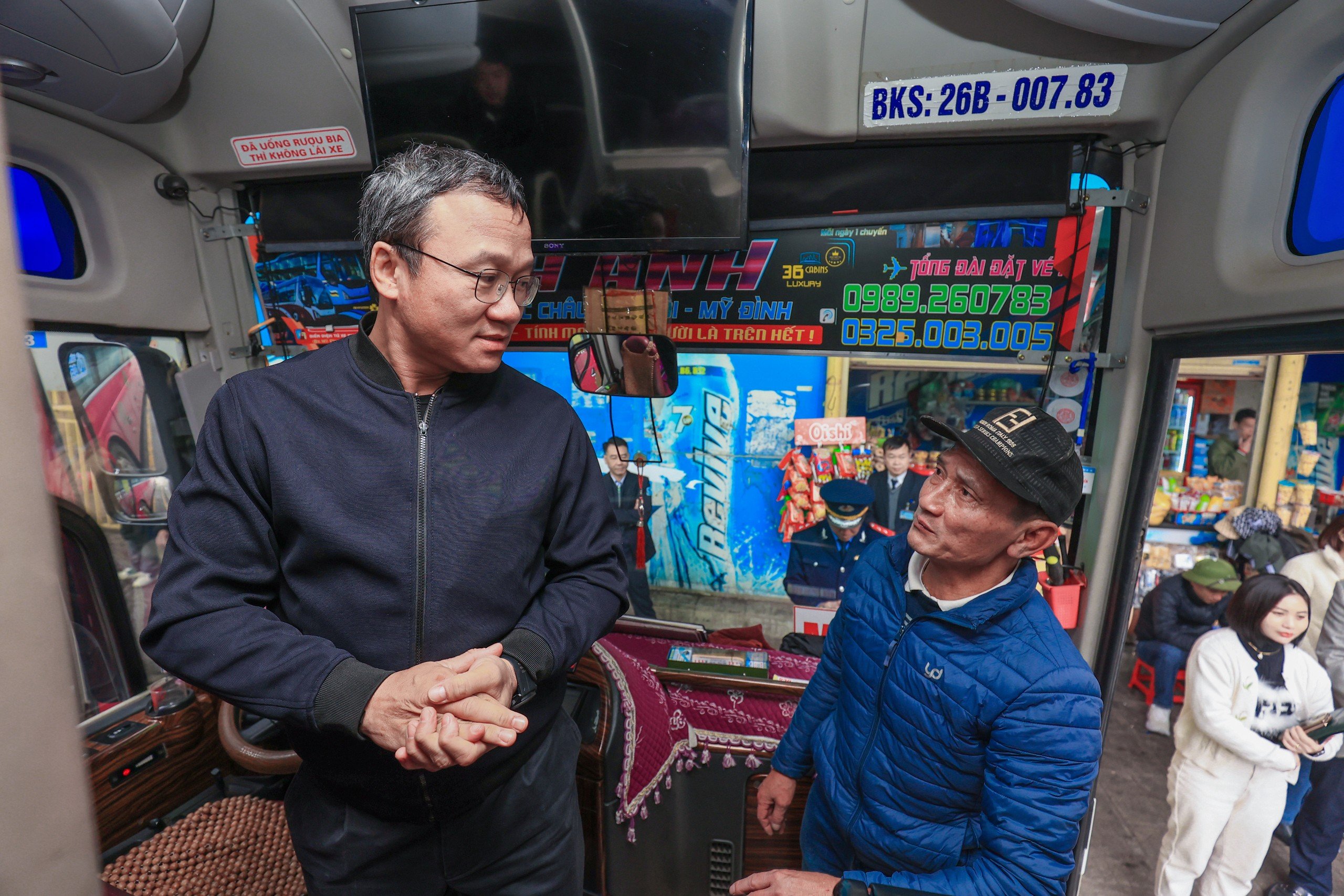 &Ocirc;ng Khuất Việt H&ugrave;ng: Xử l&yacute; xe d&ugrave;, bến c&oacute;c cần quyết liệt như với nồng độ cồn- Ảnh 3.