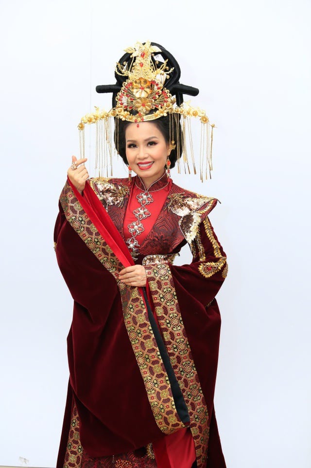 T&aacute;o Xu&acirc;n 2024 h&eacute; lộ chủ đề C&aacute; ch&eacute;p ho&aacute; rồng: Ca sĩ Cẩm Ly v&agrave;o vai Thi&ecirc;n Hậu- Ảnh 2.