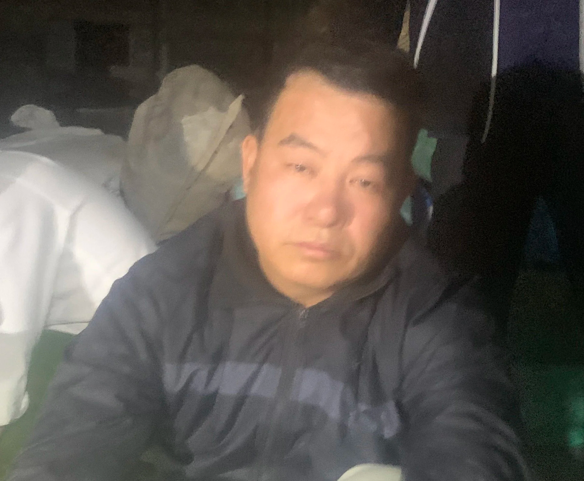 Hải Phòng: Phát hiện gần 1 tấn pháo nổ giấu trong chuồng bò- Ảnh 1. Hải Phòng: Phát hiện gần 1 tấn pháo nổ giấu trong chuồng bò- Ảnh 1.