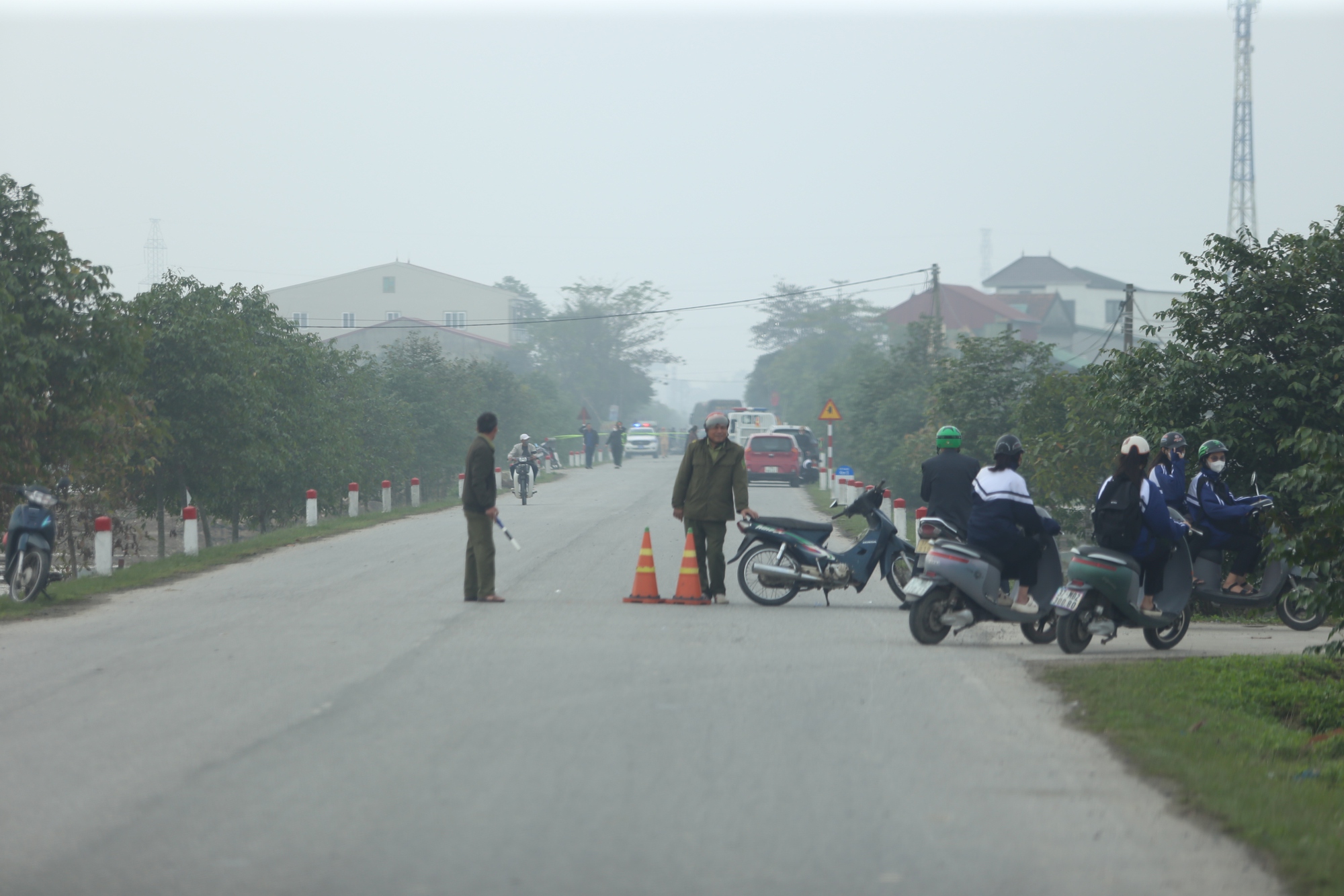 Hai vợ chồng gặp tai nạn tử vong thương t&acirc;m khi đi b&aacute;n h&agrave;ng l&uacute;c rạng s&aacute;ng- Ảnh 6.