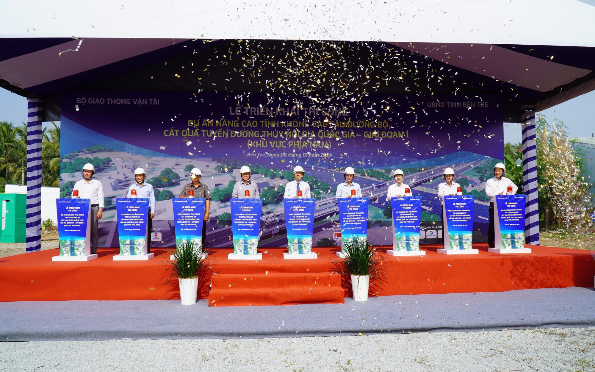 Khởi c&ocirc;ng n&acirc;ng cao tĩnh kh&ocirc;ng 11 c&acirc;y cầu miền T&acirc;y Nam Bộ