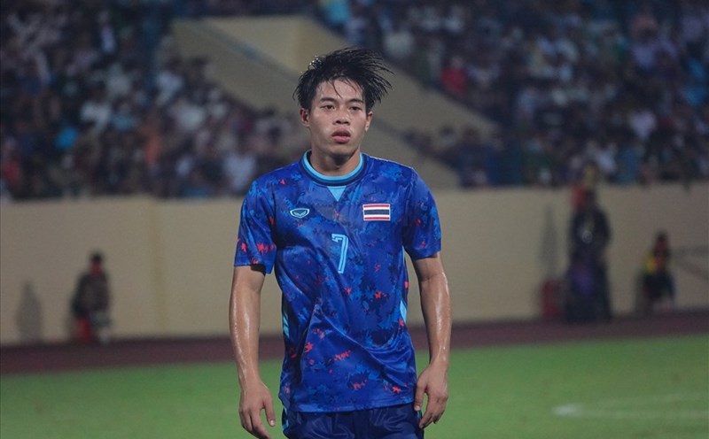 Ng&atilde; ngửa trước l&yacute; do r&uacute;t lui khỏi đội tuyển của sao Th&aacute;i Lan- Ảnh 1.