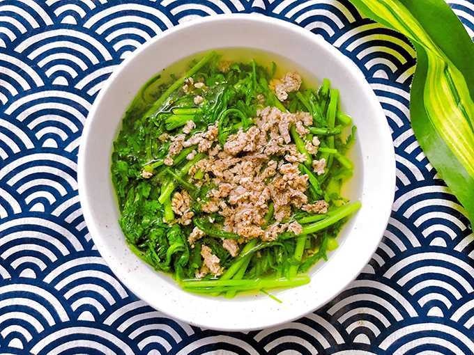 Loại rau "m&oacute;n ăn của Ho&agrave;ng đế" đang đ&uacute;ng m&ugrave;a, đừng bỏ lỡ- Ảnh 5.