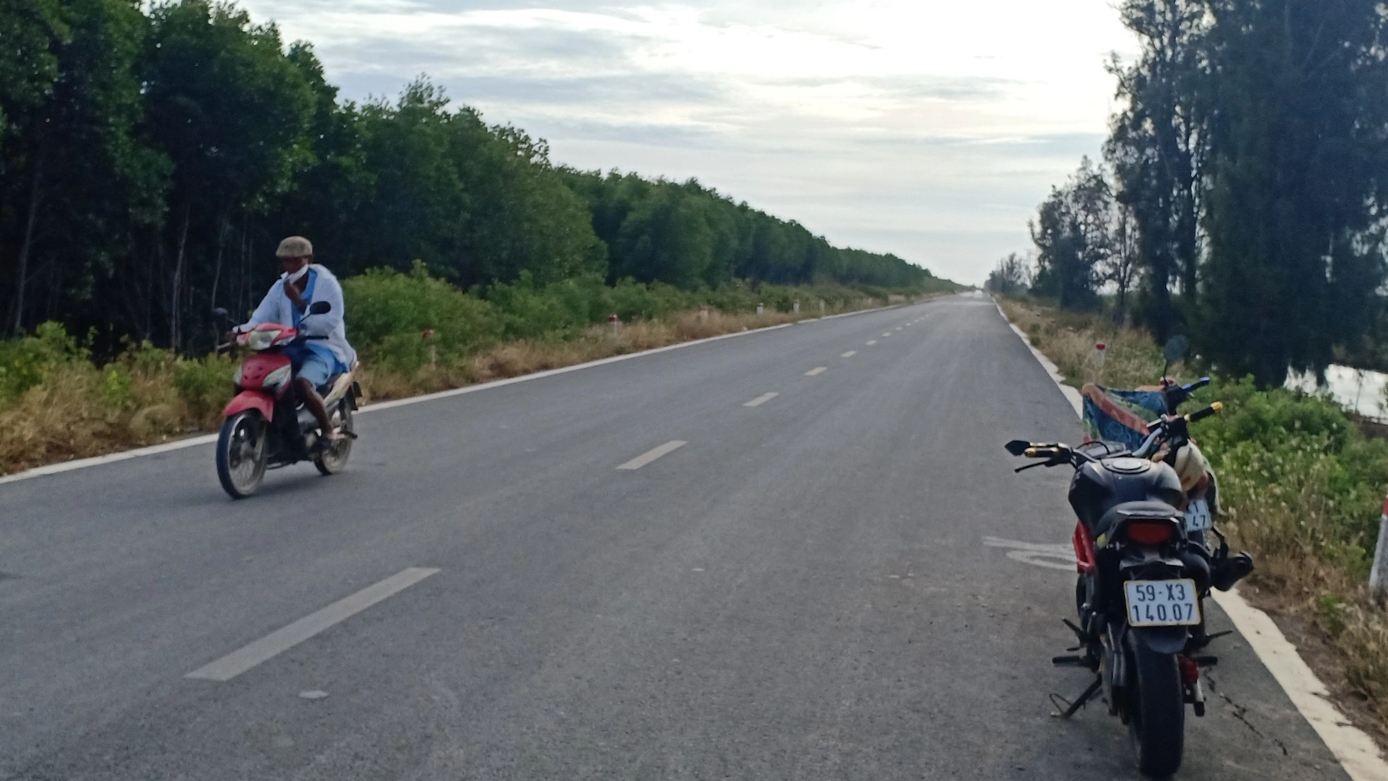 Bạc Li&ecirc;u sẽ ưu ti&ecirc;n n&acirc;ng cấp c&aacute;c tuyến đường kết nối cao tốc, đ&ecirc; biển- Ảnh 2.