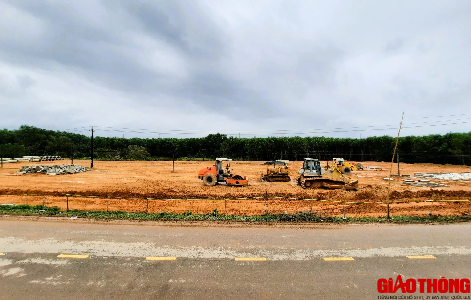 Quảng Trị: Đẩy tiến độ x&acirc;y dựng c&aacute;c khu t&aacute;i định cư cao tốc Vạn Ninh - Cam Lộ- Ảnh 4.