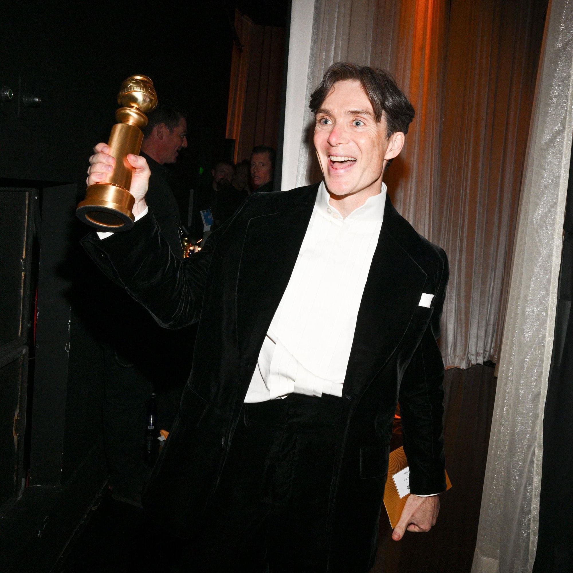 Diễn vi&ecirc;n Cillian Murphy kiếm 46 triệu USD/năm nhưng đi chiếc xe &ocirc; t&ocirc; 45 triệu đồng- Ảnh 8.