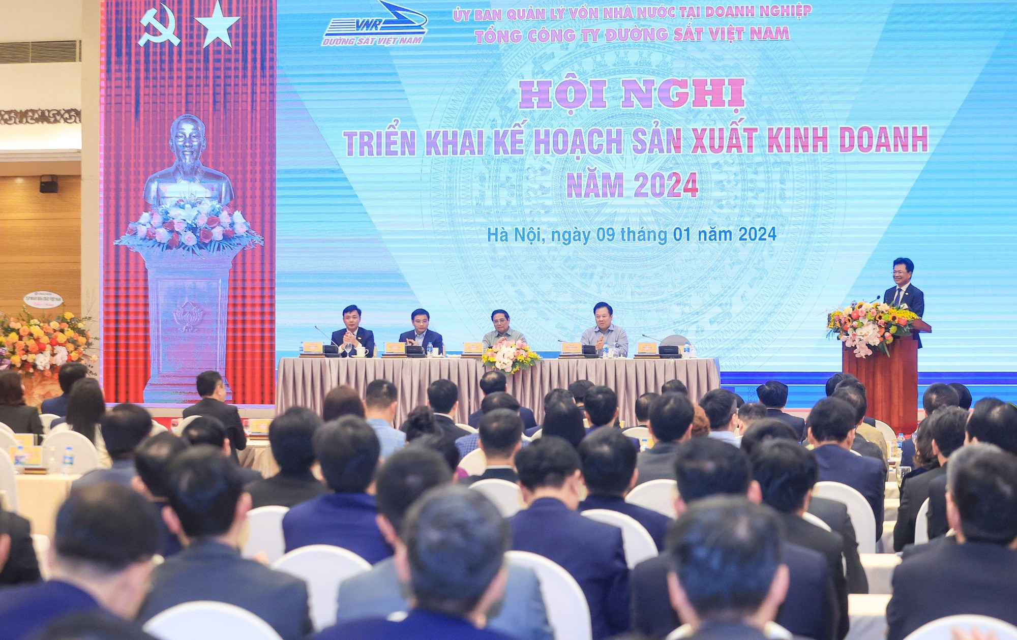 Thủ tướng Phạm Minh Ch&iacute;nh: Đường sắt cần biến c&aacute;c trăn trở th&agrave;nh h&agrave;nh động- Ảnh 2.