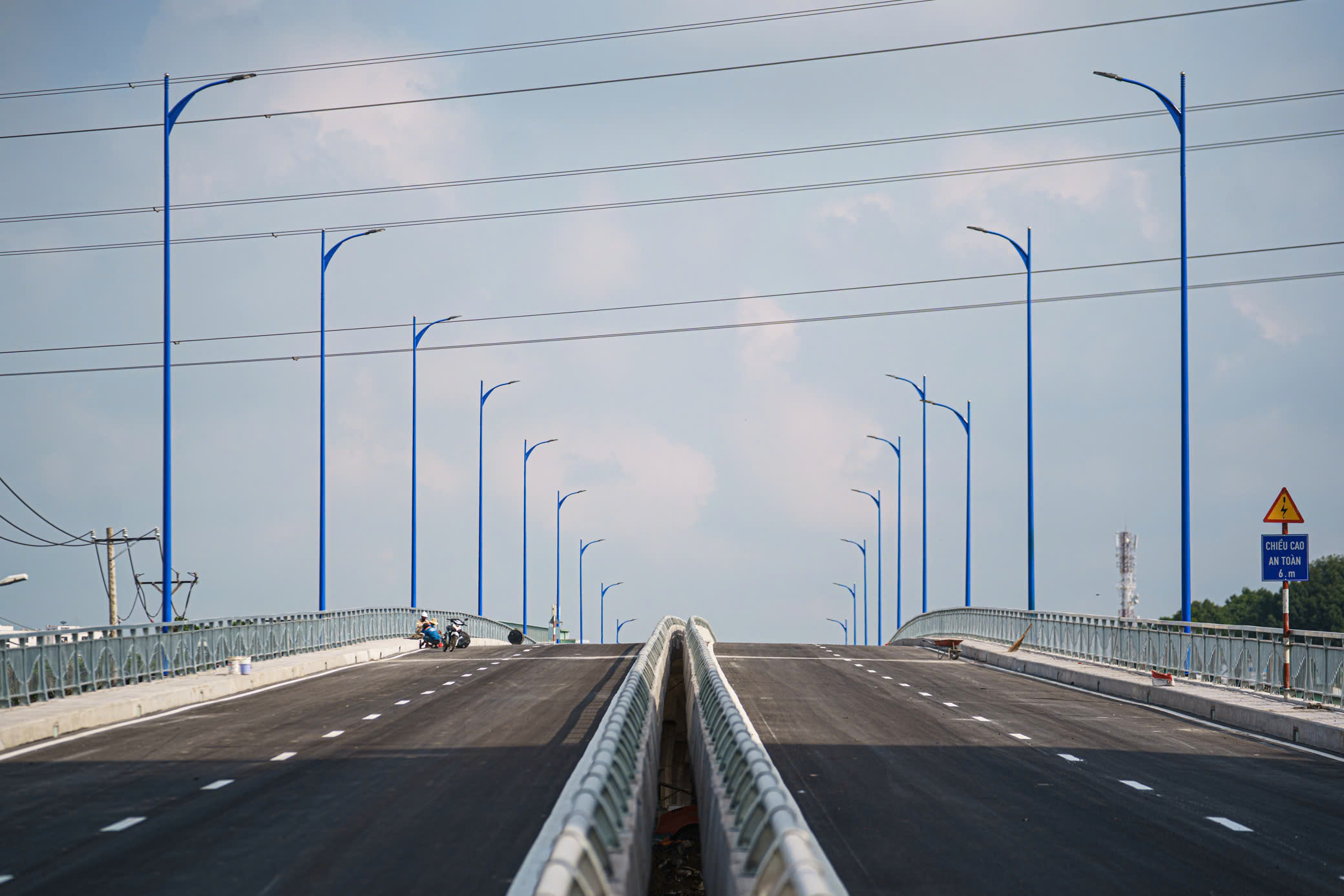 Th&ecirc;m một dự &aacute;n Tổng c&ocirc;ng ty Thăng Long tham gia thi c&ocirc;ng sắp th&ocirc;ng xe- Ảnh 1.