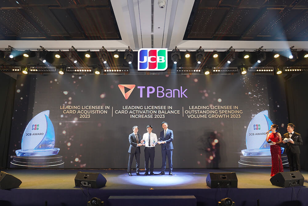 Chiến lược cá nhân hóa sắc nét đưa tấm thẻ TPBank tới hàng triệu khách hàng- Ảnh 3. Chiến lược cá nhân hóa sắc nét đưa tấm thẻ TPBank tới hàng triệu khách hàng- Ảnh 3.