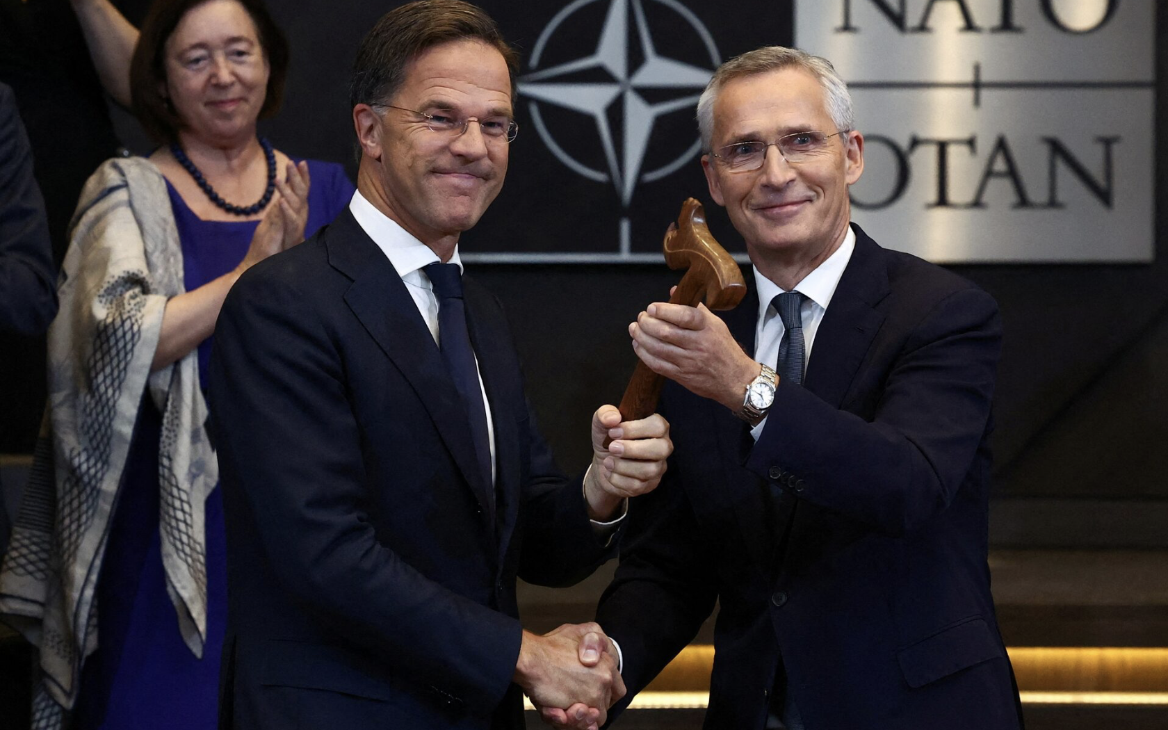 T&acirc;n Tổng thư k&yacute; NATO nhậm chức, khẳng định ủng hộ Ukraine