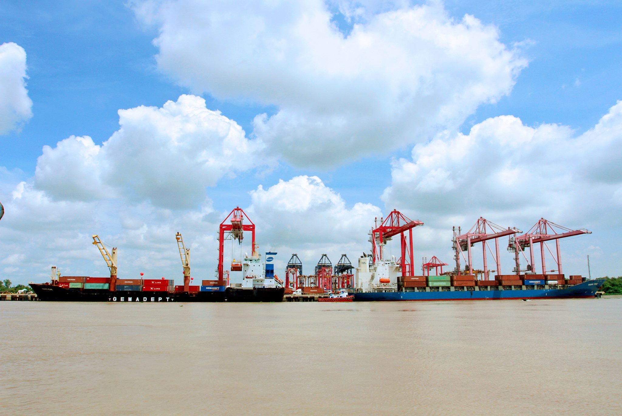Khai th&aacute;c thử nghiệm cầu cảng số 1 bến cảng SP-ITC- Ảnh 1.