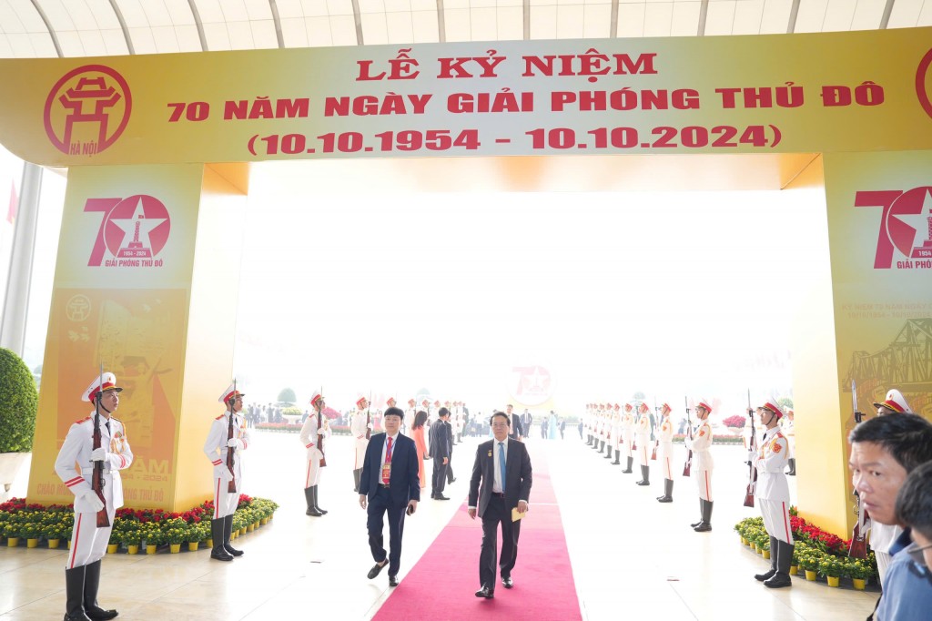 Tổng B&iacute; thư, Chủ tịch nước T&ocirc; L&acirc;m dự Lễ kỷ niệm trọng thể 70 năm Ng&agrave;y Giải ph&oacute;ng Thủ đ&ocirc;- Ảnh 1.