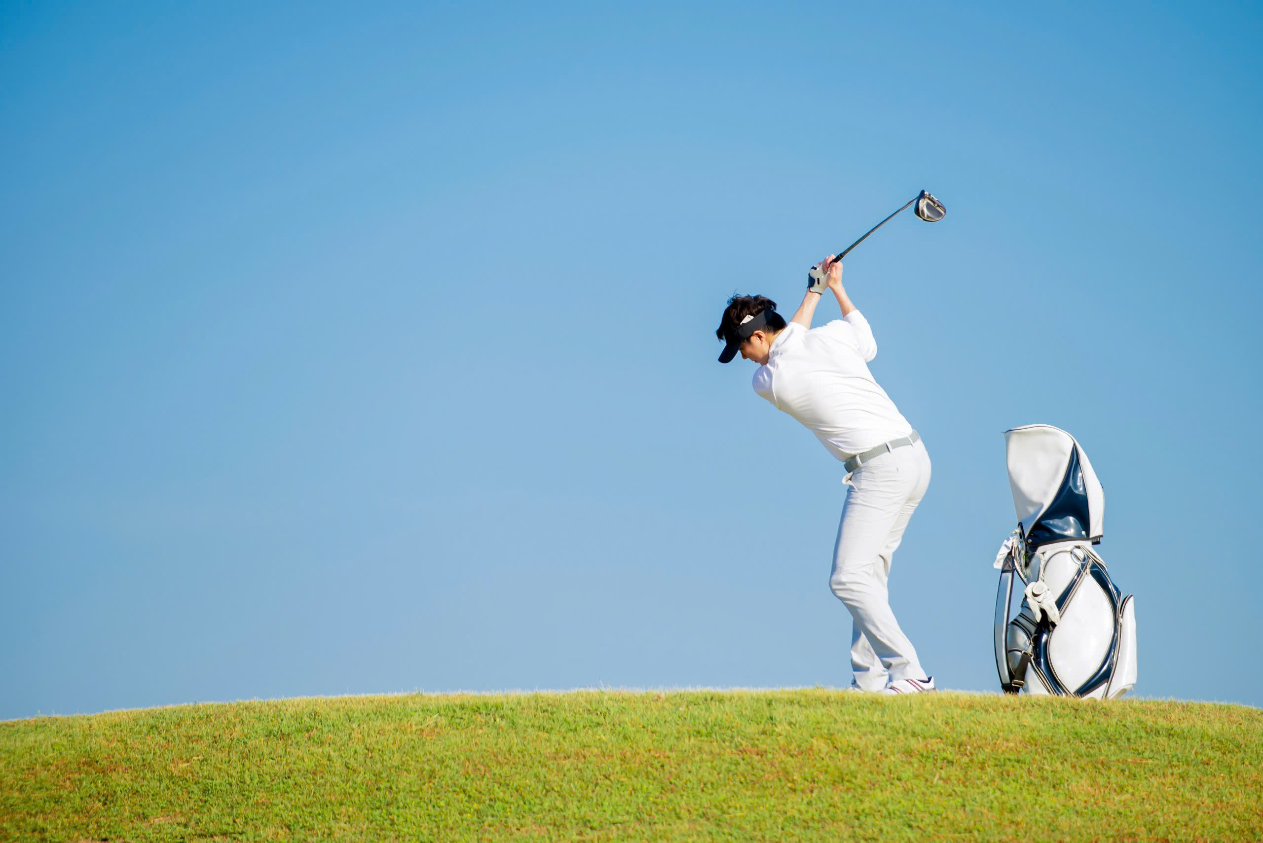 Chơi Golf l&agrave; một trong những dịch vụ đặc quyền được VPBank d&agrave;nh tặng cho kh&aacute;ch h&agrave;ng thượng lưu.