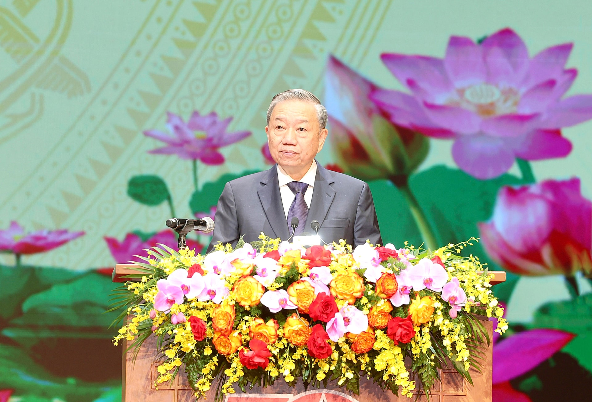 Sớm x&acirc;y dựng "Thủ đ&ocirc; ta" trở th&agrave;nh "Thủ đ&ocirc; x&atilde; hội chủ nghĩa" h&igrave;nh mẫu tr&ecirc;n thế giới- Ảnh 1.