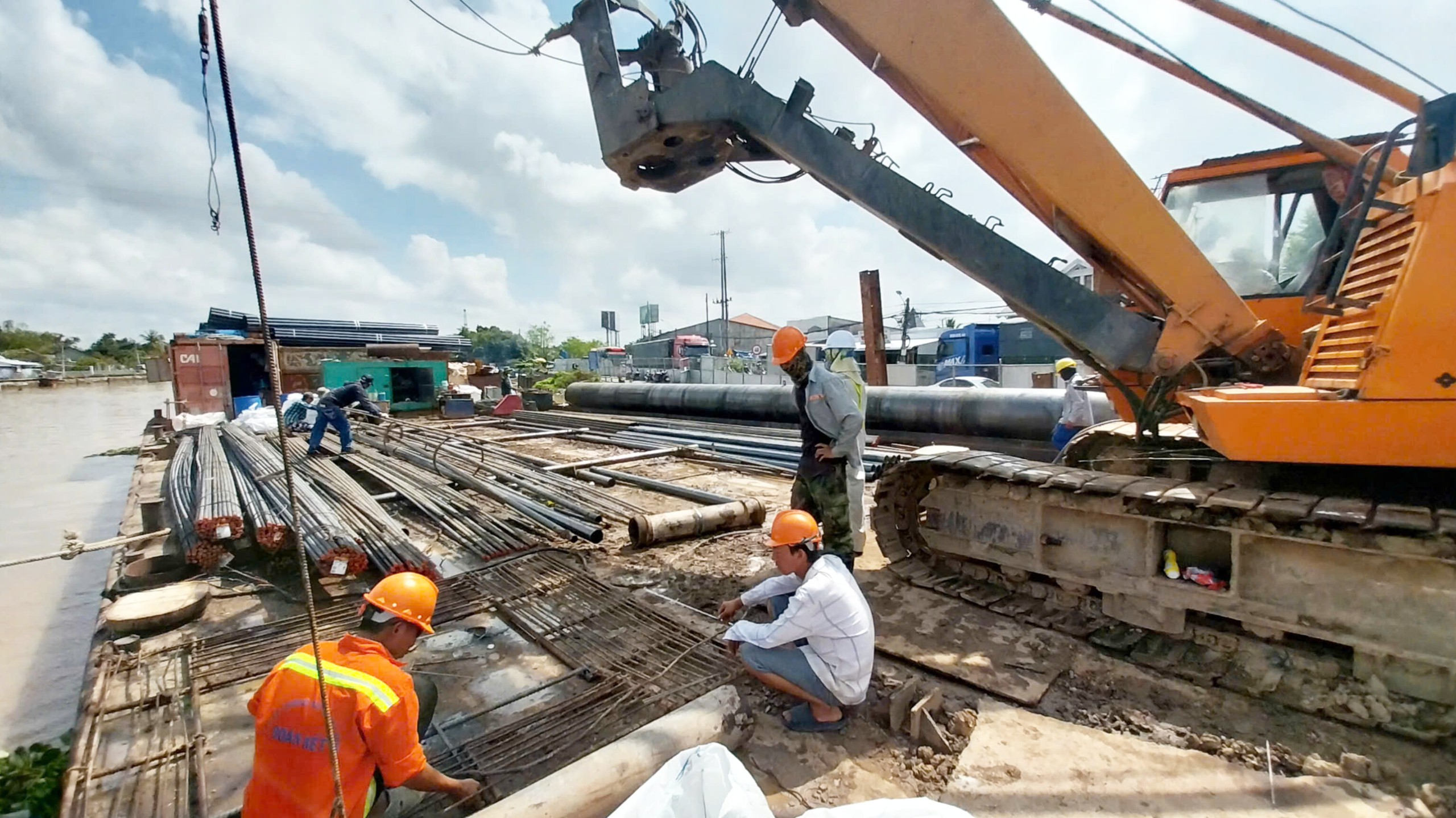 Đoạn sạt lở tr&ecirc;n QL80 tuyến tr&aacute;nh Long Xuy&ecirc;n đ&atilde; khắc phục đến đ&acirc;u?- Ảnh 2.
