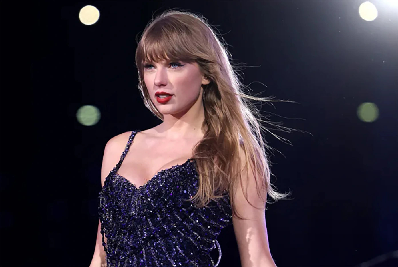 Taylor Swift quy&ecirc;n g&oacute;p hơn 124 tỷ đồng cứu trợ nạn nh&acirc;n b&atilde;o Helene v&agrave; Milton- Ảnh 1.