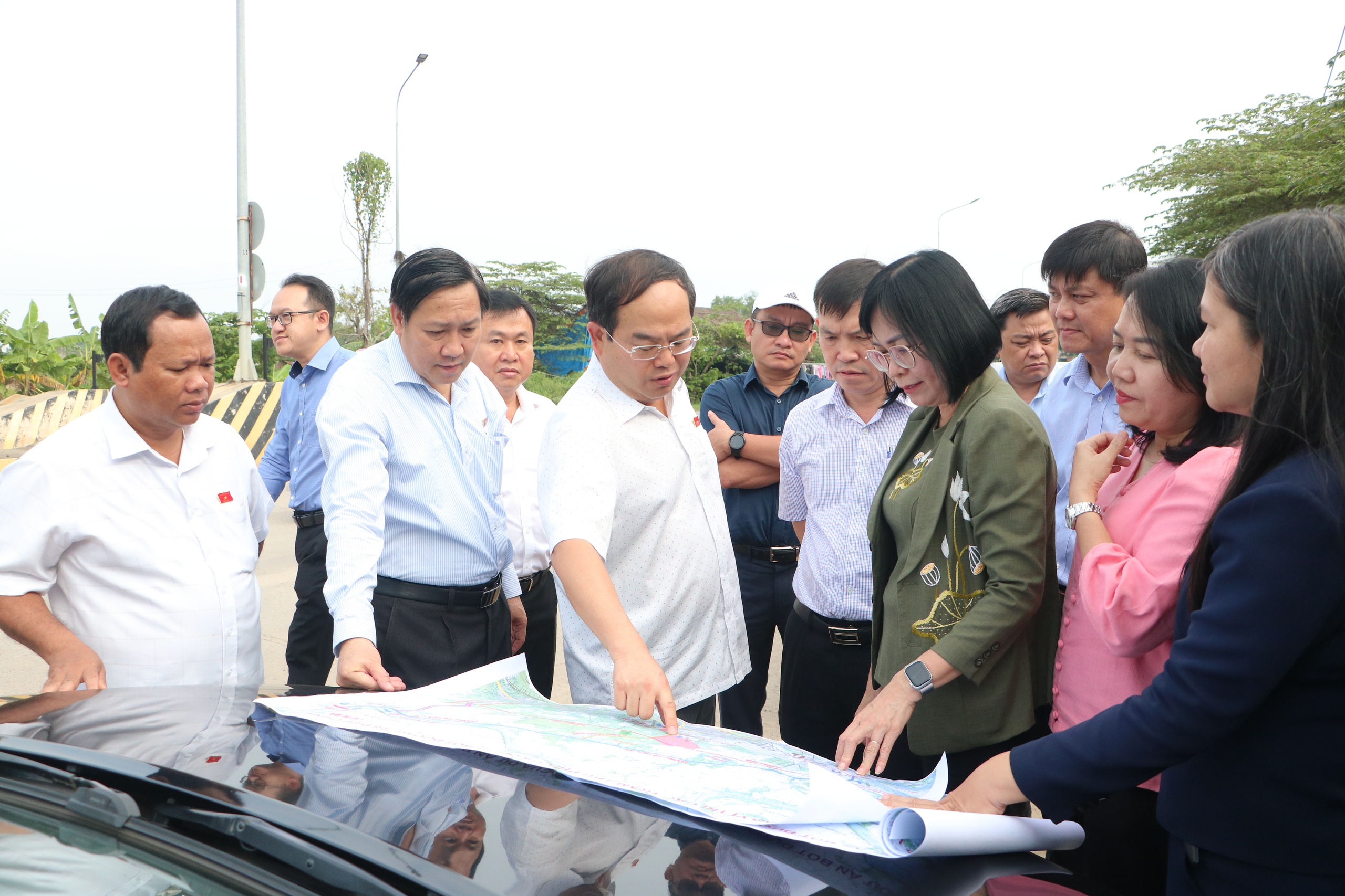 Đồng Nai: Cấm xe tải tr&ecirc;n 5 tấn nhiều khung giờ, sửa nhanh đường Ho&agrave;ng Văn Bổn- Ảnh 2.