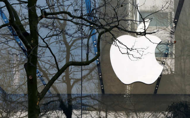 Apple đối mặt với c&aacute;o buộc hạn chế nh&acirc;n vi&ecirc;n d&ugrave;ng ứng dụng nhắn tin hoặc mạng x&atilde; hội- Ảnh 1.