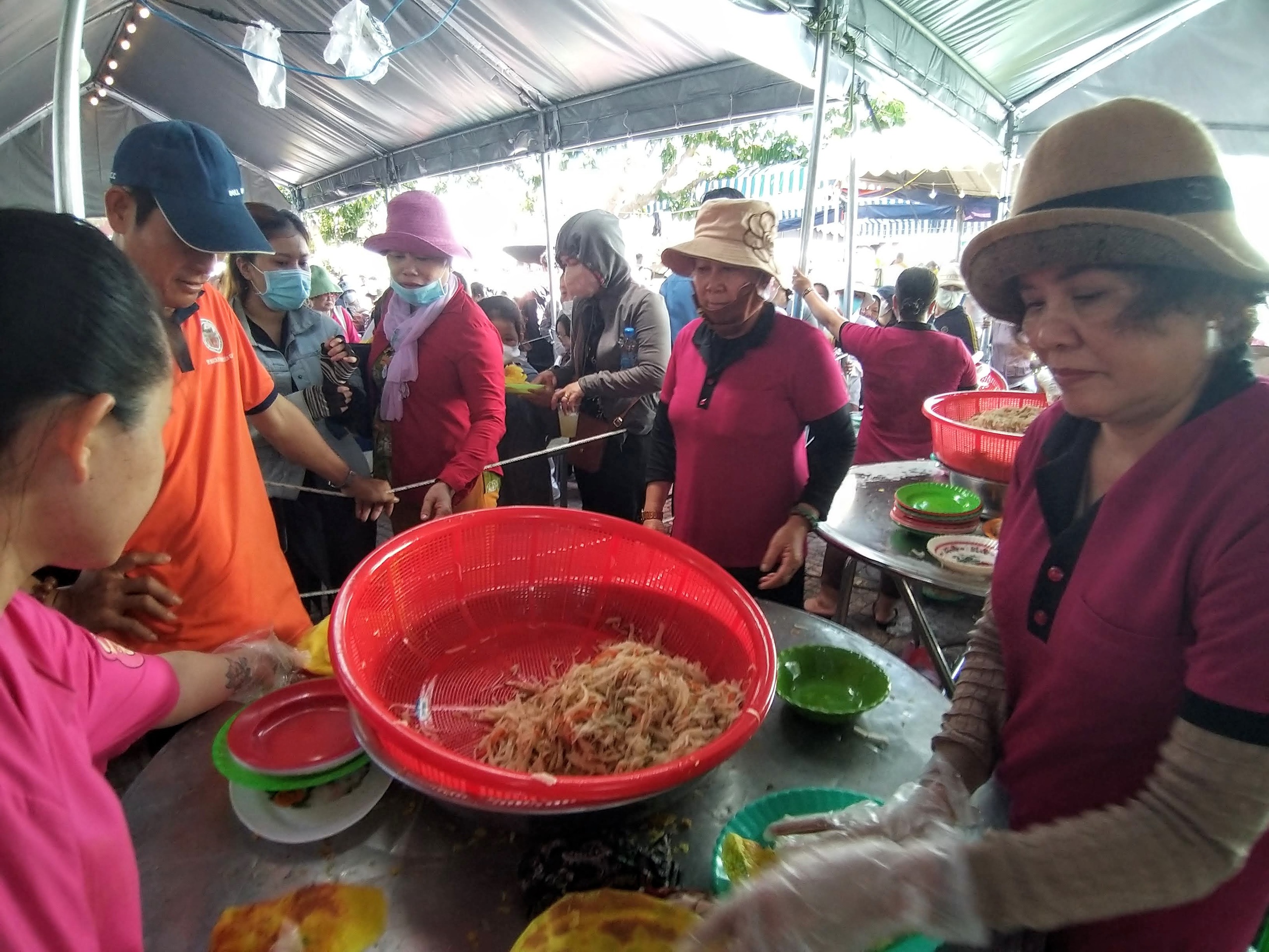 H&agrave;ng ng&agrave;n lượt người d&acirc;ng hương tưởng nhớ Anh h&ugrave;ng d&acirc;n tộc Nguyễn Trung Trực- Ảnh 9.