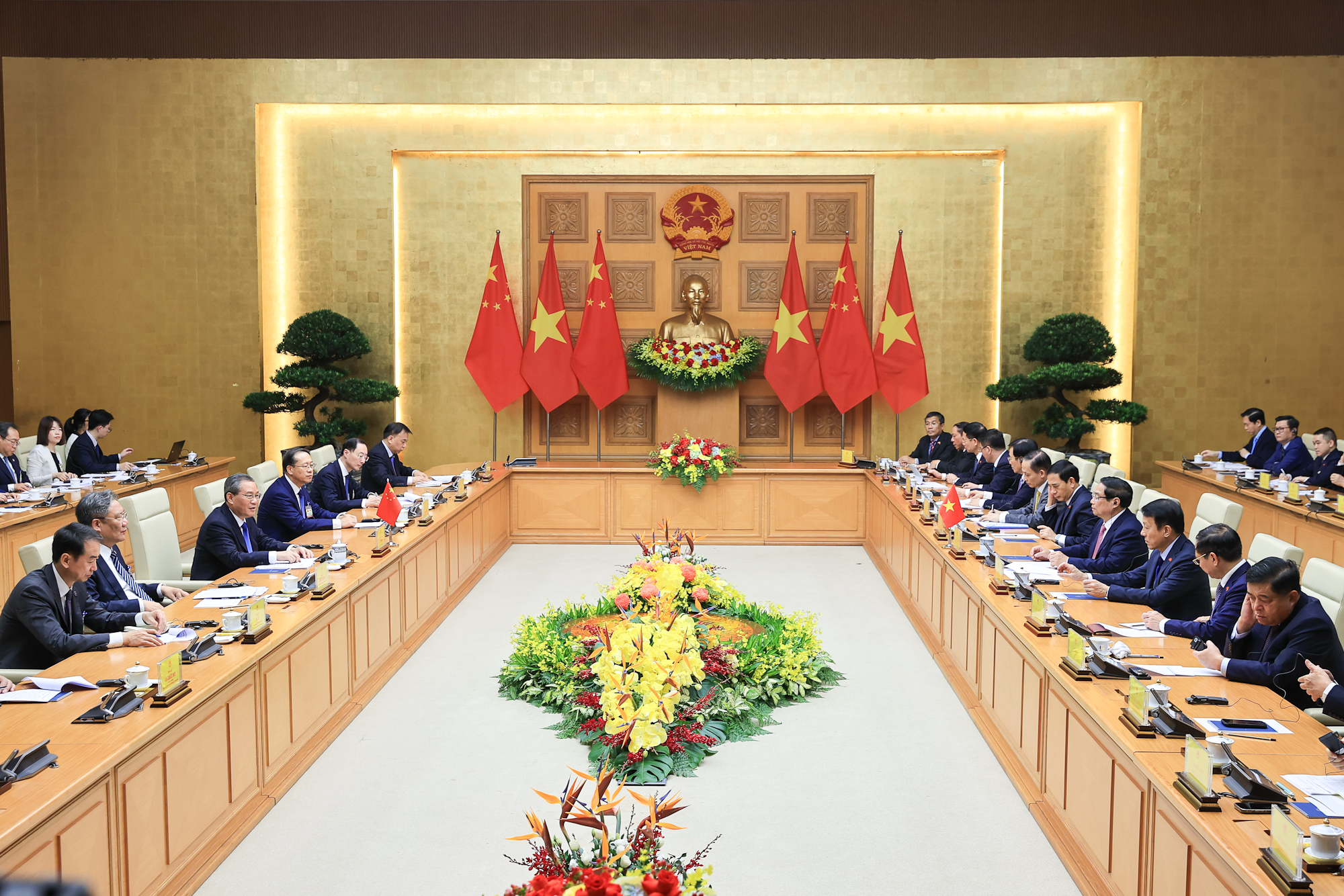 Thủ tướng đề nghị Trung Quốc ưu đ&atilde;i vốn vay, c&ocirc;ng nghệ, nh&acirc;n lực để l&agrave;m 3 tuyến đường sắt- Ảnh 5.