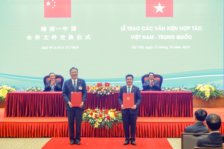 Việt Nam - Trung Quốc trao 10 văn kiện, bao gồm nhiều hợp t&aacute;c đường sắt- Ảnh 4.