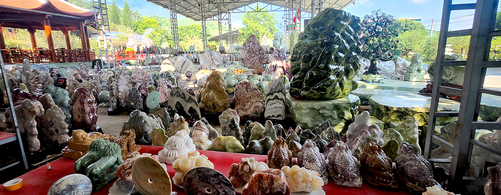 Y&ecirc;n B&aacute;i: Th&acirc;m nhập l&atilde;nh địa đ&aacute; cảnh lậu ở Suối Gi&agrave;ng- Ảnh 6.