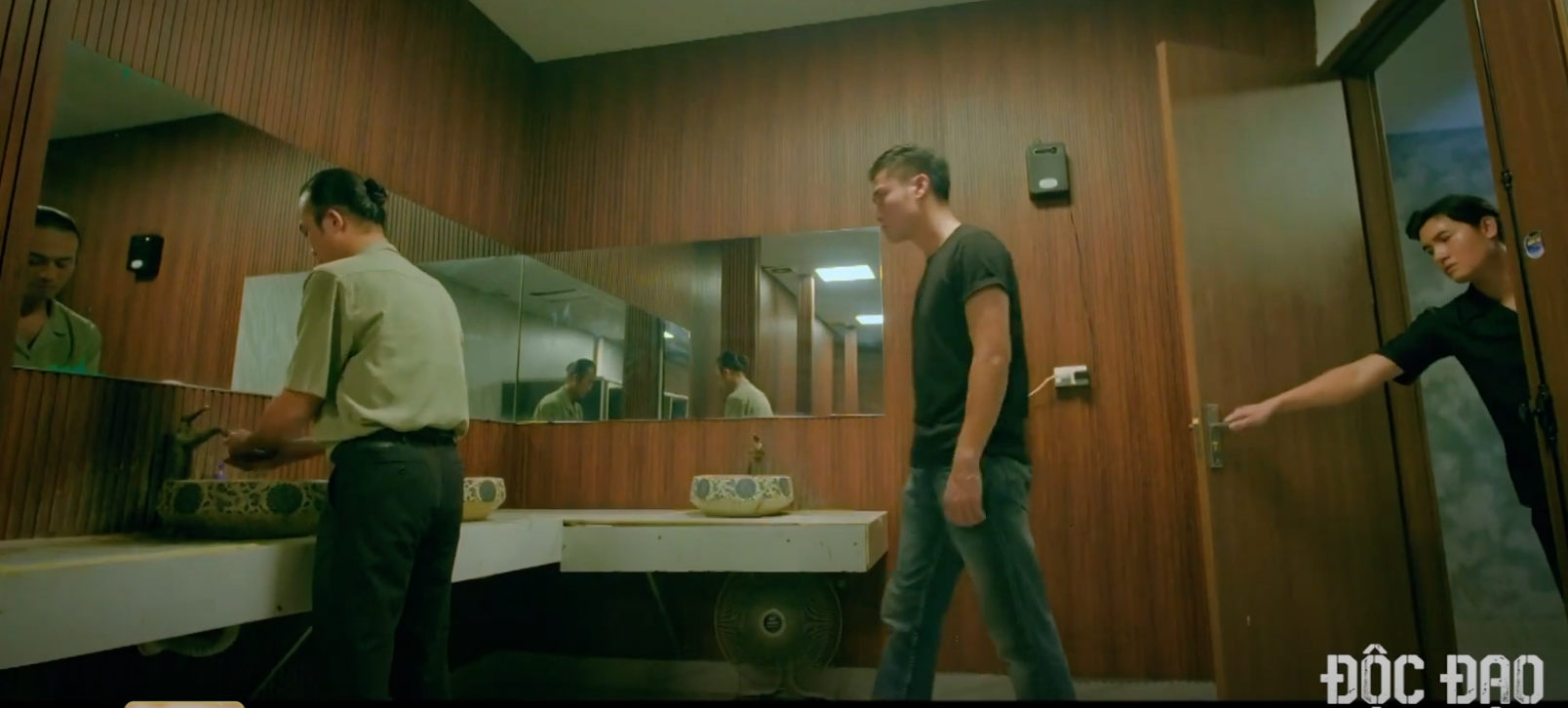 Độc đạo tập 19: Hồng bị &eacute;p phải nhanh ch&oacute;ng lấy được mạng Hưng "khẹc"- Ảnh 1.