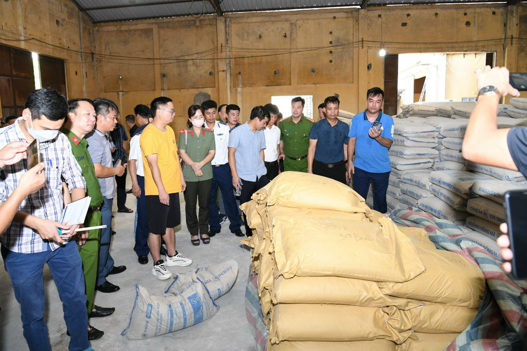 C&ocirc;ng an Việt Nam, L&agrave;o thu giữ hơn 60 tấn ma t&uacute;y- Ảnh 1.