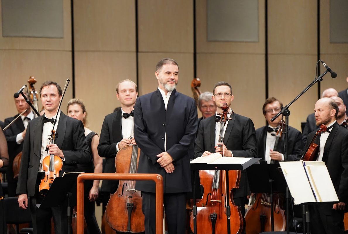 Nhiều cung bậc cảm x&uacute;c trong Vietnam Airlines Classic Hanoi Concert 2024- Ảnh 4.