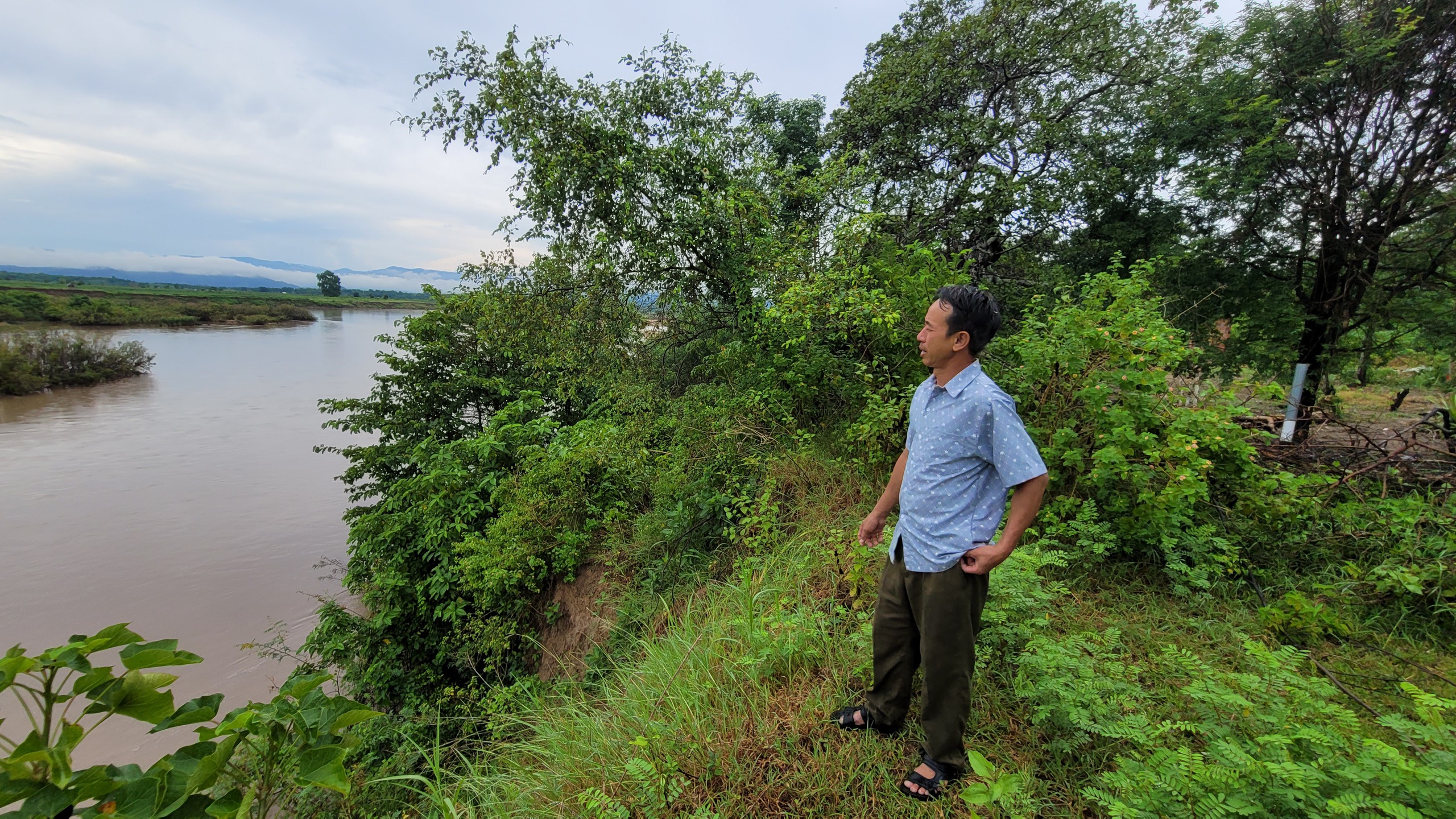 Gia Lai: Sông Ba sạt lở, uy hiếp hơn 800 hộ dân dọc QL25- Ảnh 3. Gia Lai: Sông Ba sạt lở, uy hiếp hơn 800 hộ dân dọc QL25- Ảnh 3.