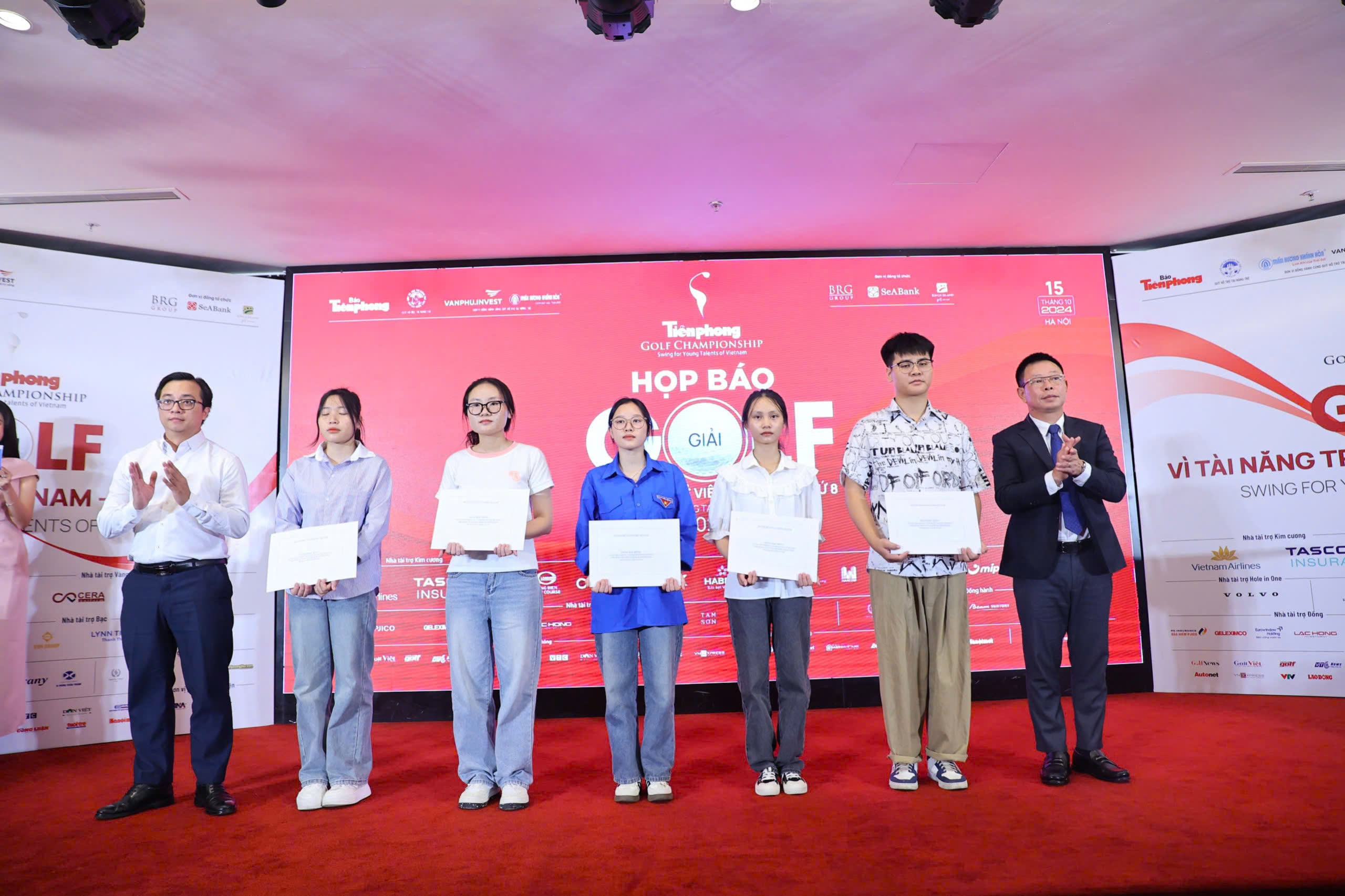 Hơn 7 tỷ đồng tiền thưởng tại Giải golf V&igrave; t&agrave;i năng trẻ Việt Nam- Ảnh 2.