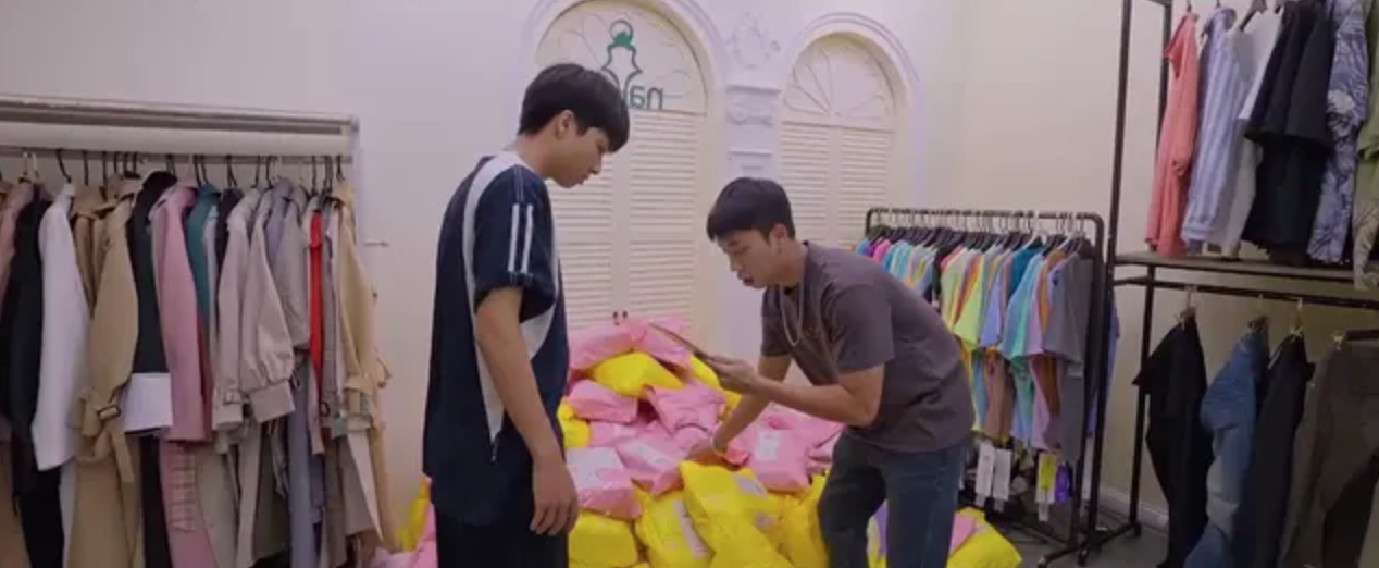 Đi giữa trời rực rỡ tập 55: Kh&ocirc;ng th&agrave;nh với Pu, Th&aacute;i trở về Anh?- Ảnh 5.