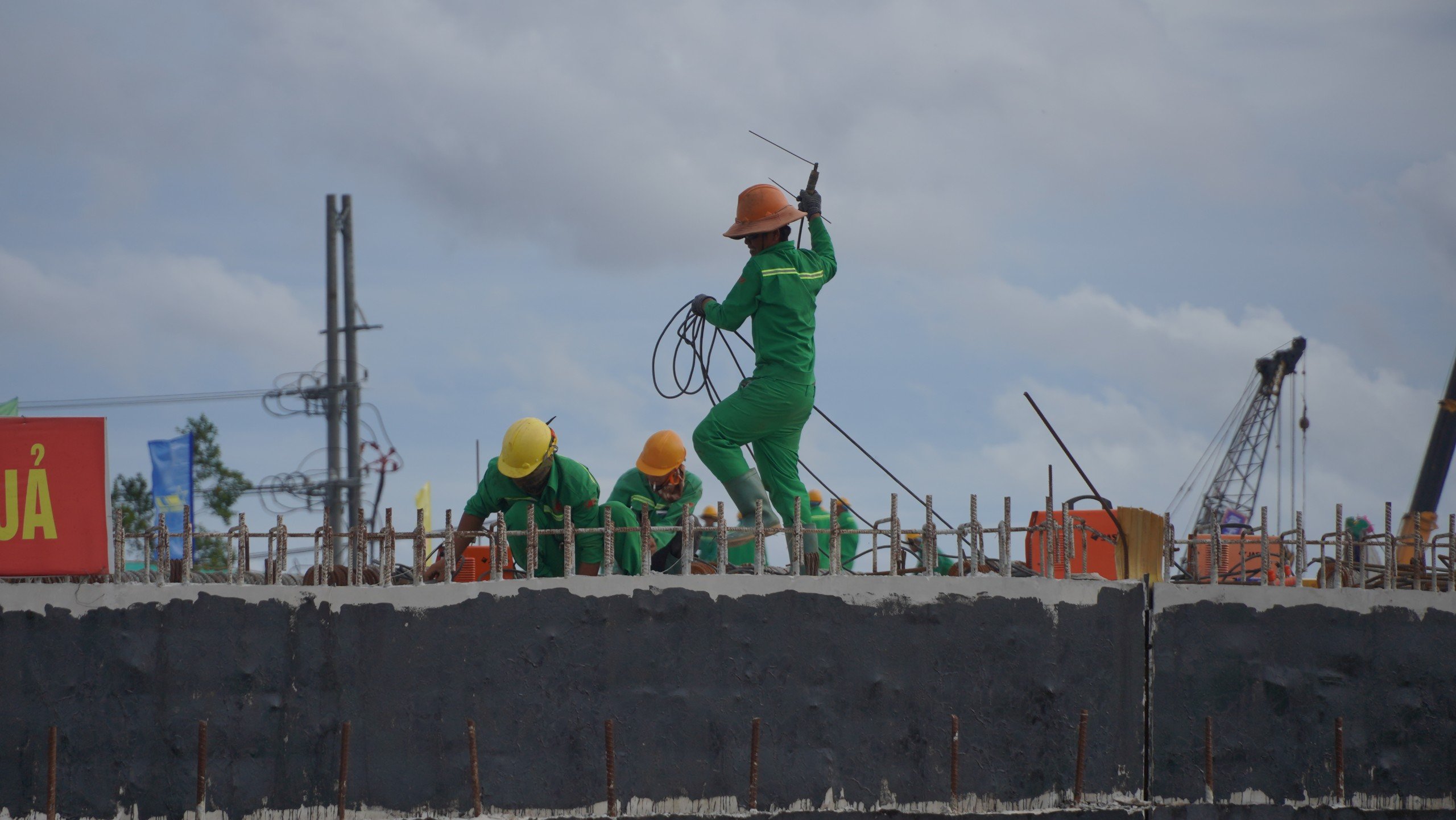 Thủ tướng: Chỉ b&agrave;n l&agrave;m, quyết t&acirc;m ho&agrave;n th&agrave;nh 600km cao tốc tại ĐBSCL- Ảnh 7.