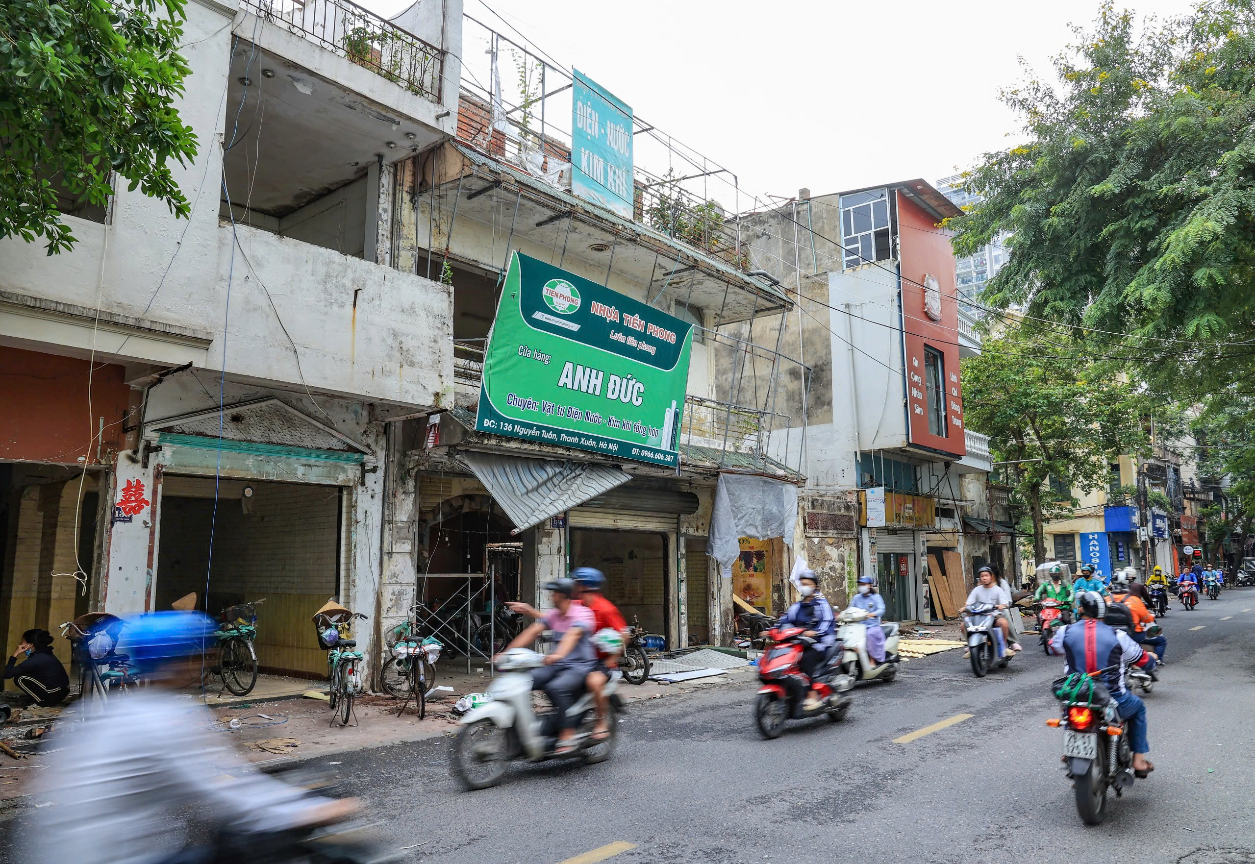 H&agrave; Nội: Cận cảnh người d&acirc;n dỡ nh&agrave;, giao mặt bằng mở rộng đường Nguyễn Tu&acirc;n- Ảnh 10.