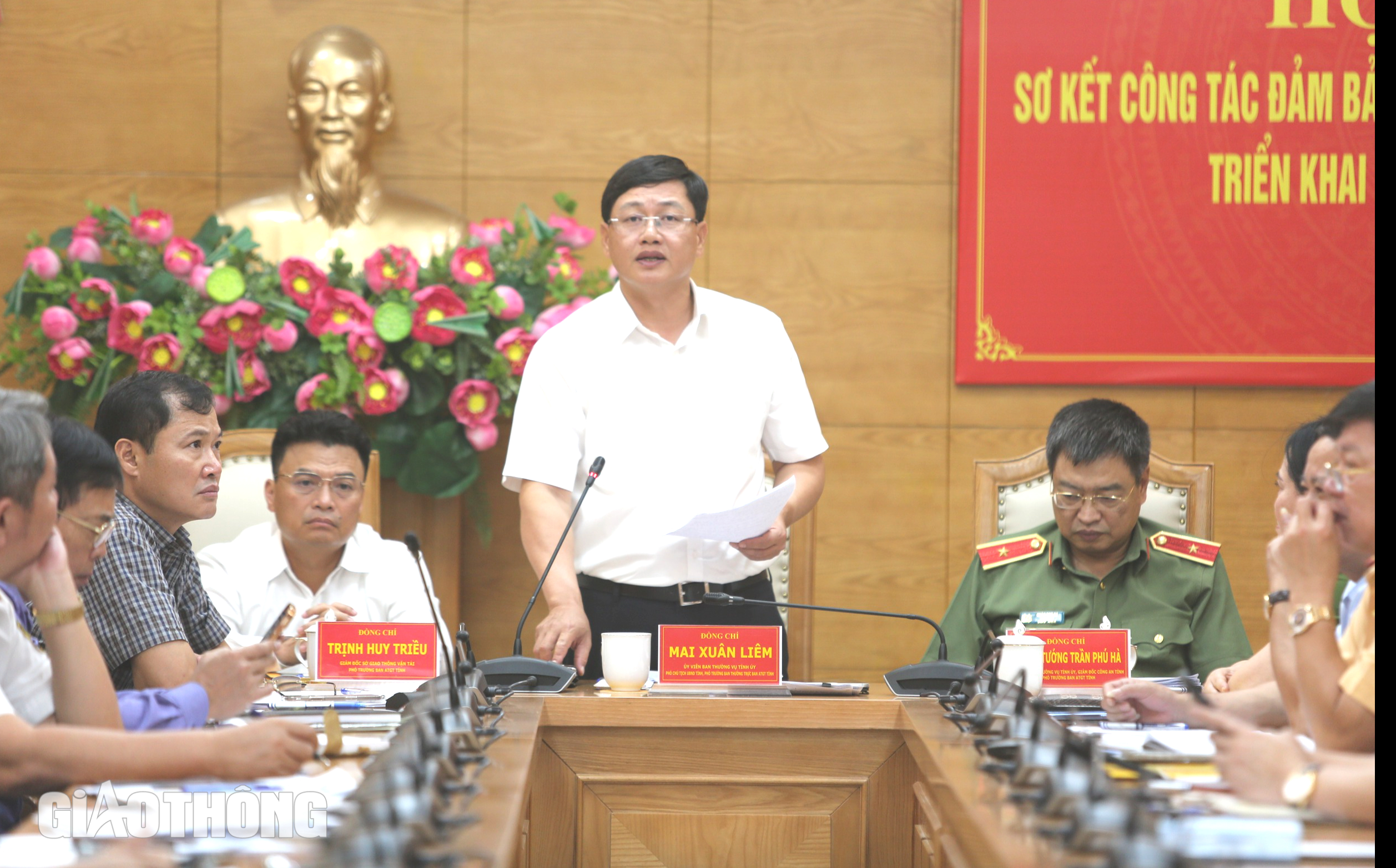 Đừng v&igrave; th&agrave;nh t&iacute;ch m&agrave; để học sinh vi phạm- Ảnh 1.