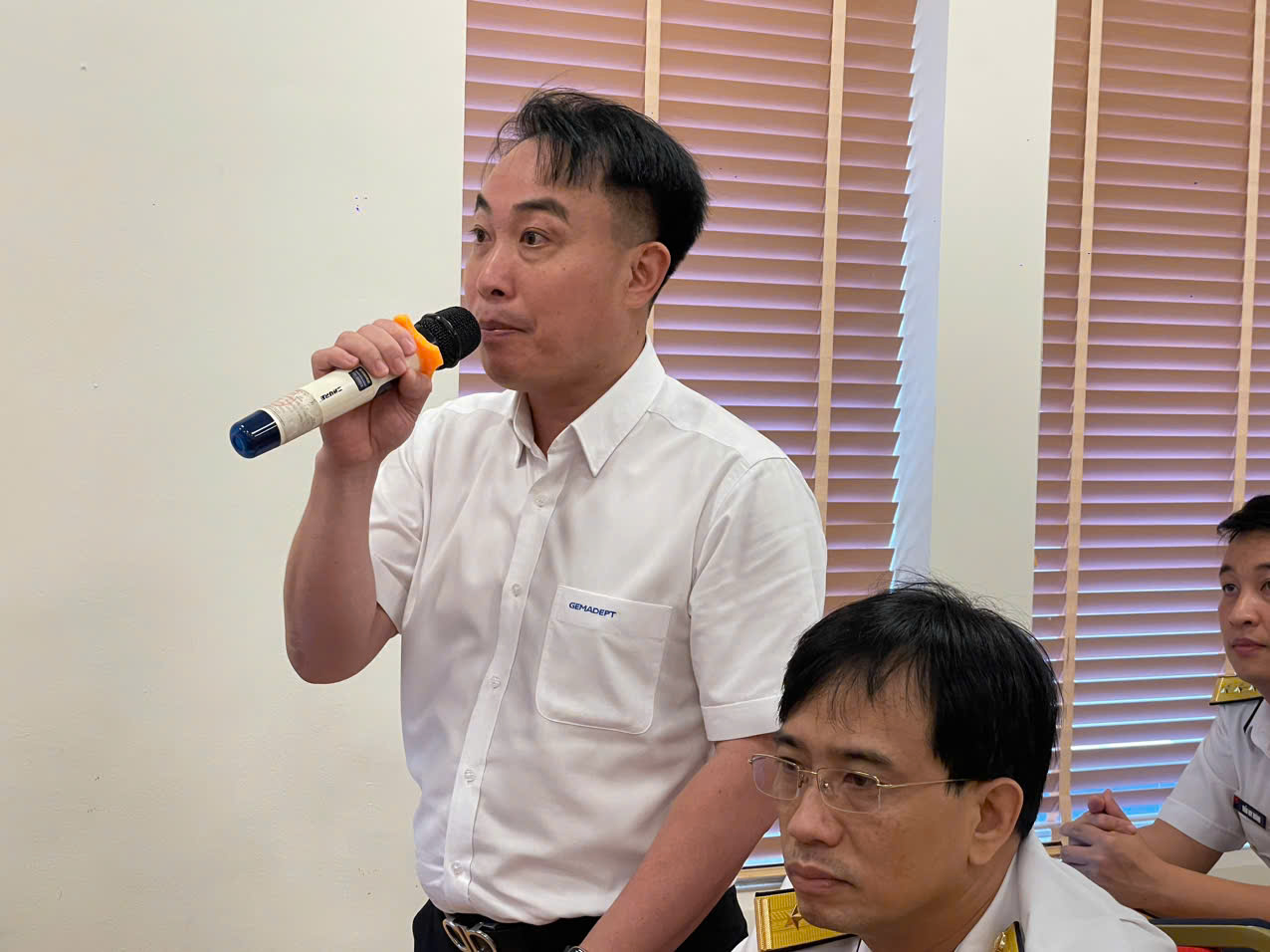 Nhiều vấn đề &ldquo;n&oacute;ng&rdquo; tại hội nghị đối thoại doanh nghiệp trong lĩnh vực h&agrave;ng hải- Ảnh 4.